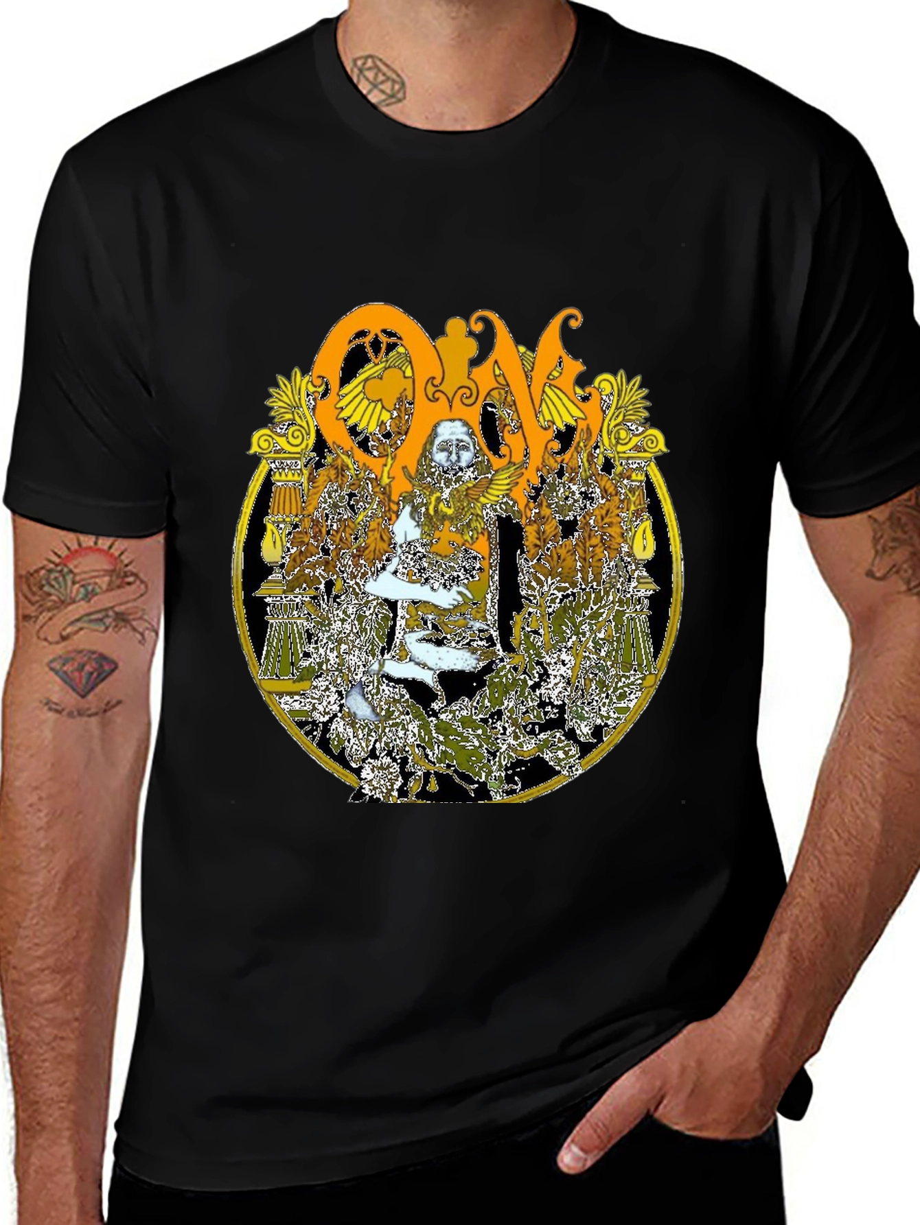 Variant 16 of Ornate Graphic Print Black T-Shirt