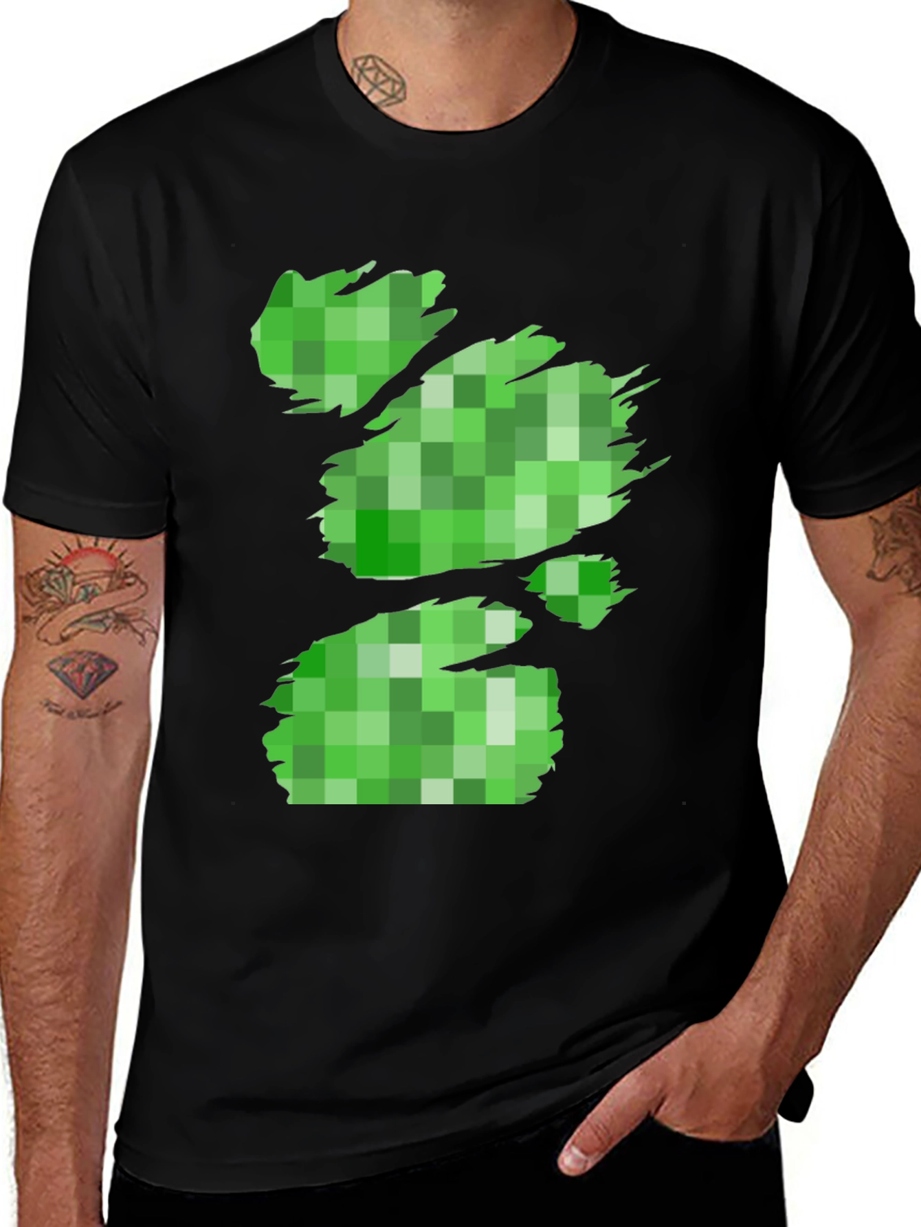 Minecraft Creeper T-Shirt - Distressed Pixelated Design