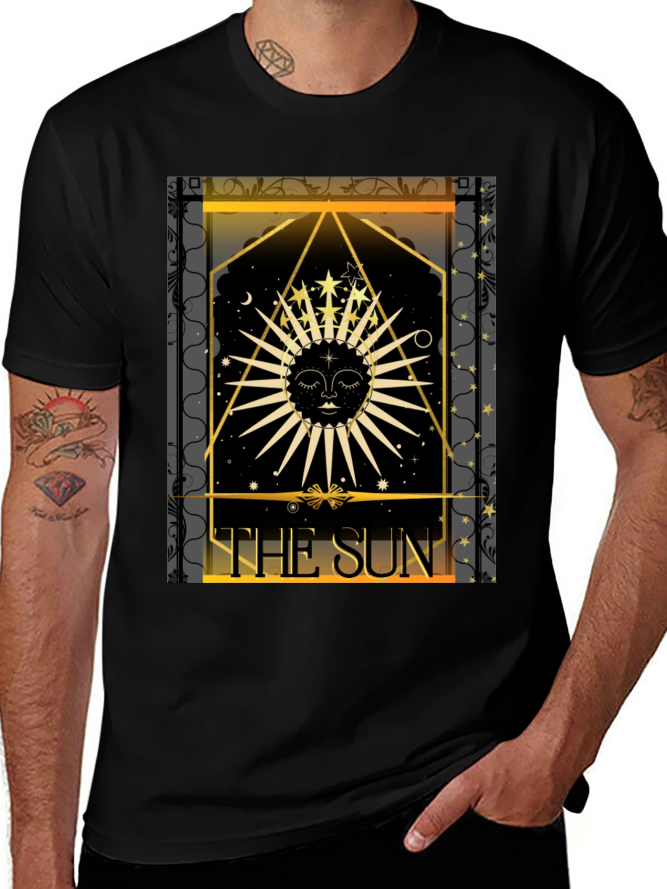 Variant 9 of The Sun Tarot Card Graphic T-Shirt