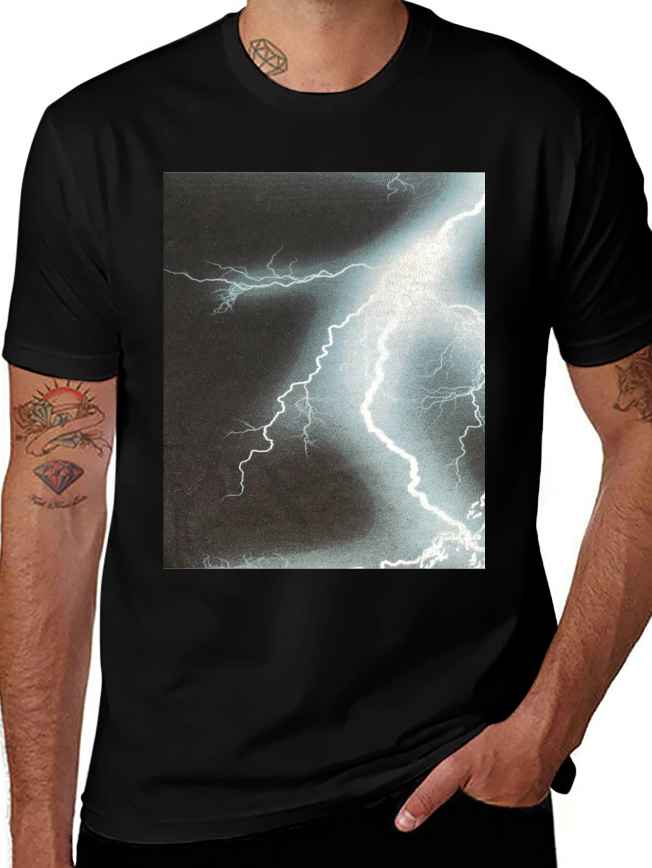 Variant 12 of Lightning Bolt Graphic T-Shirt - Black