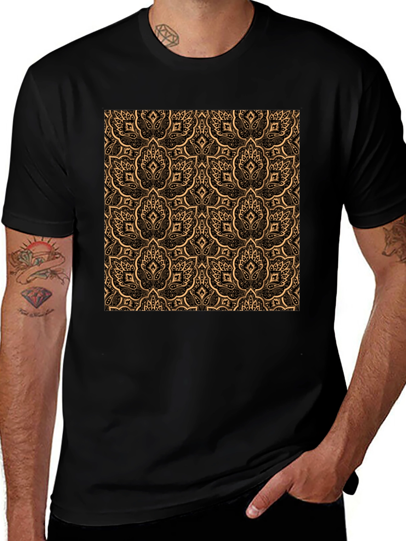 Variant 30 of Elegant Paisley Pattern T-Shirt - Black