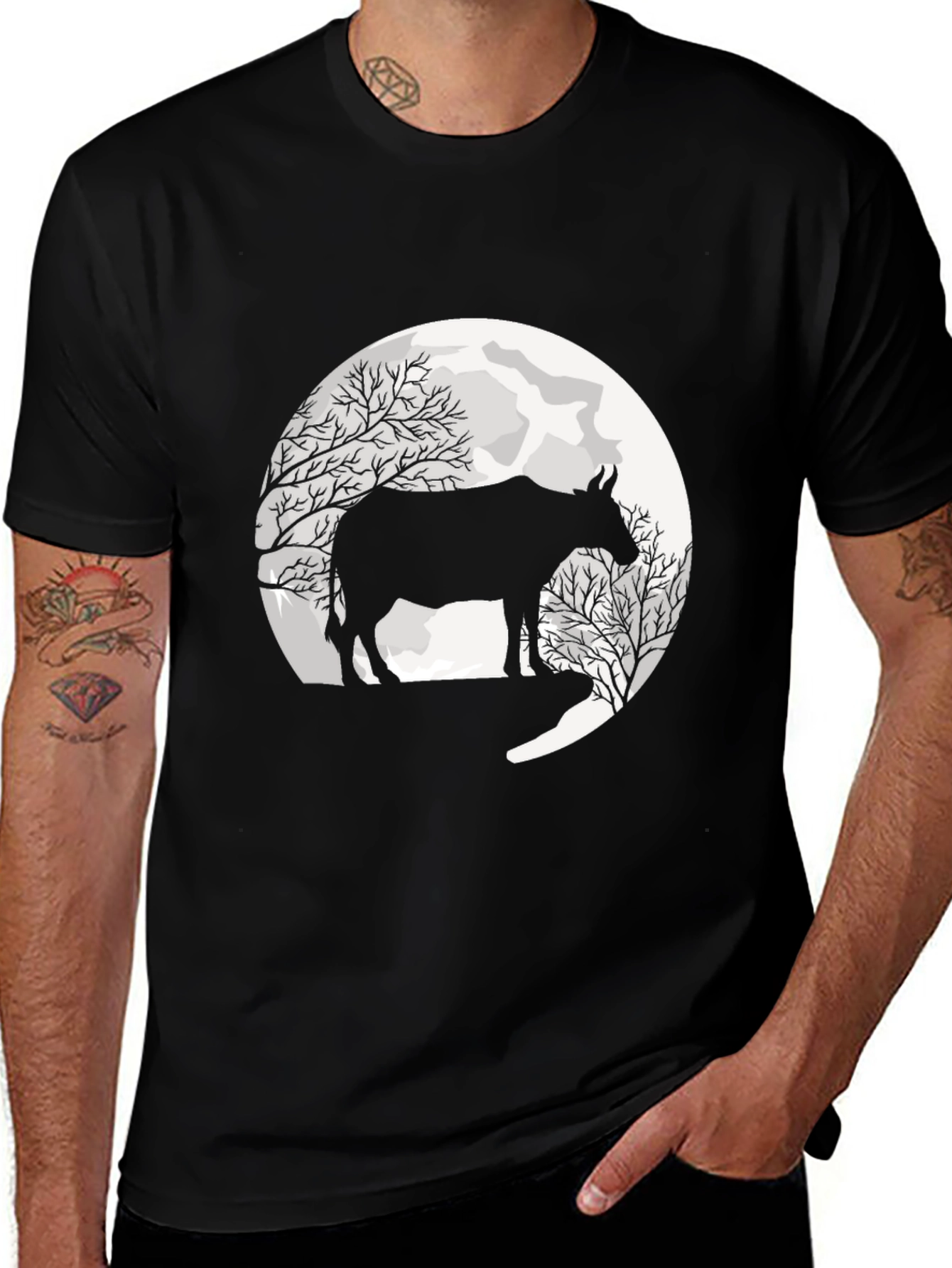 Variant 16 of Cow Moon Graphic Black T-Shirt
