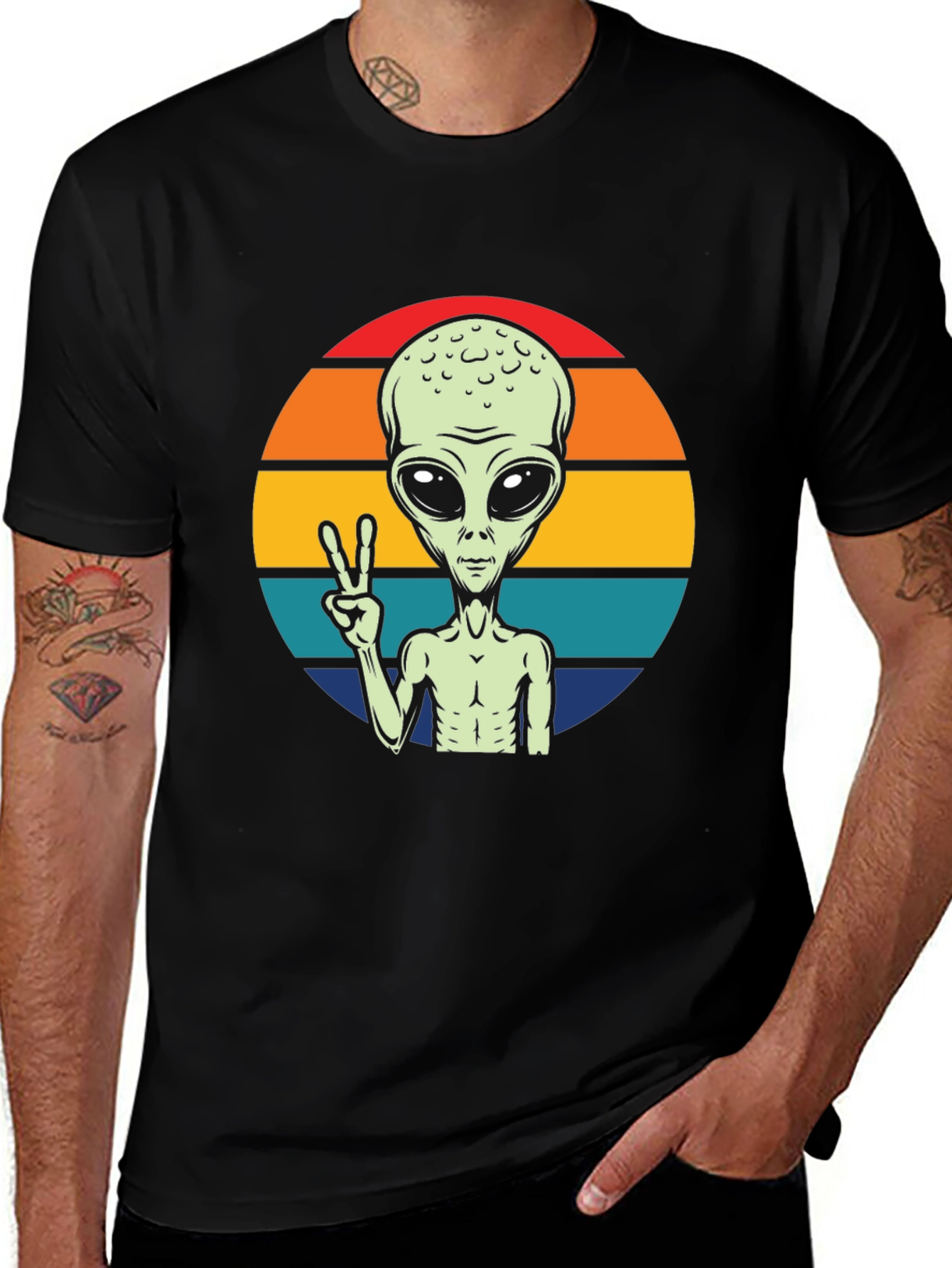 Variant 9 of Retro Alien Peace Sign T-Shirt