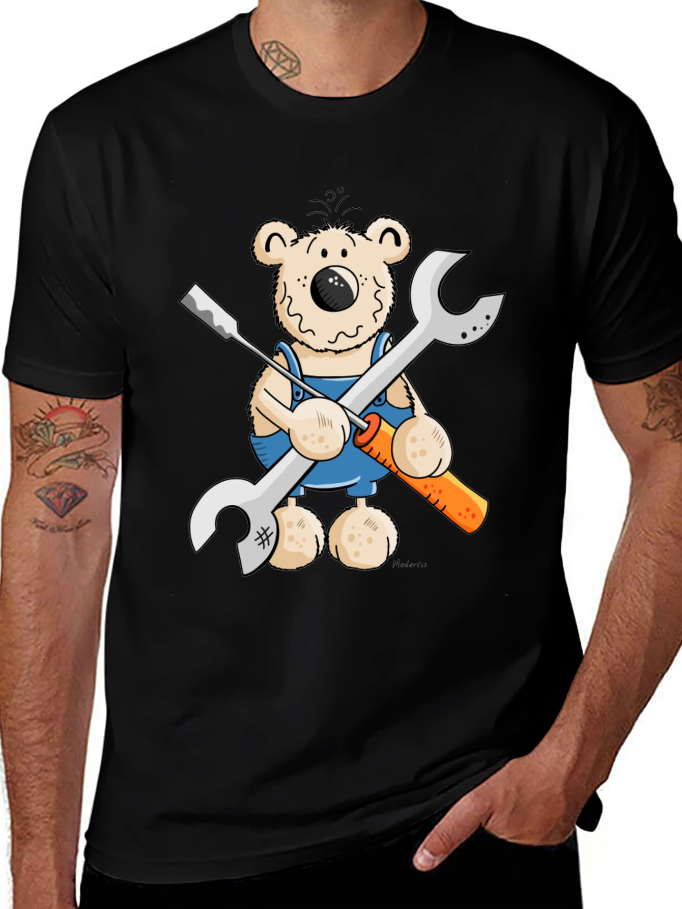 Variant 25 of Mechanic Bear Graphic T-Shirt