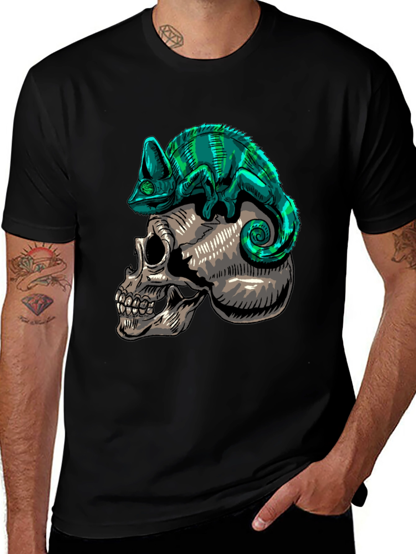 Variant 10 of Skull & Chameleon Graphic Tee - Men's Black T-Shirt