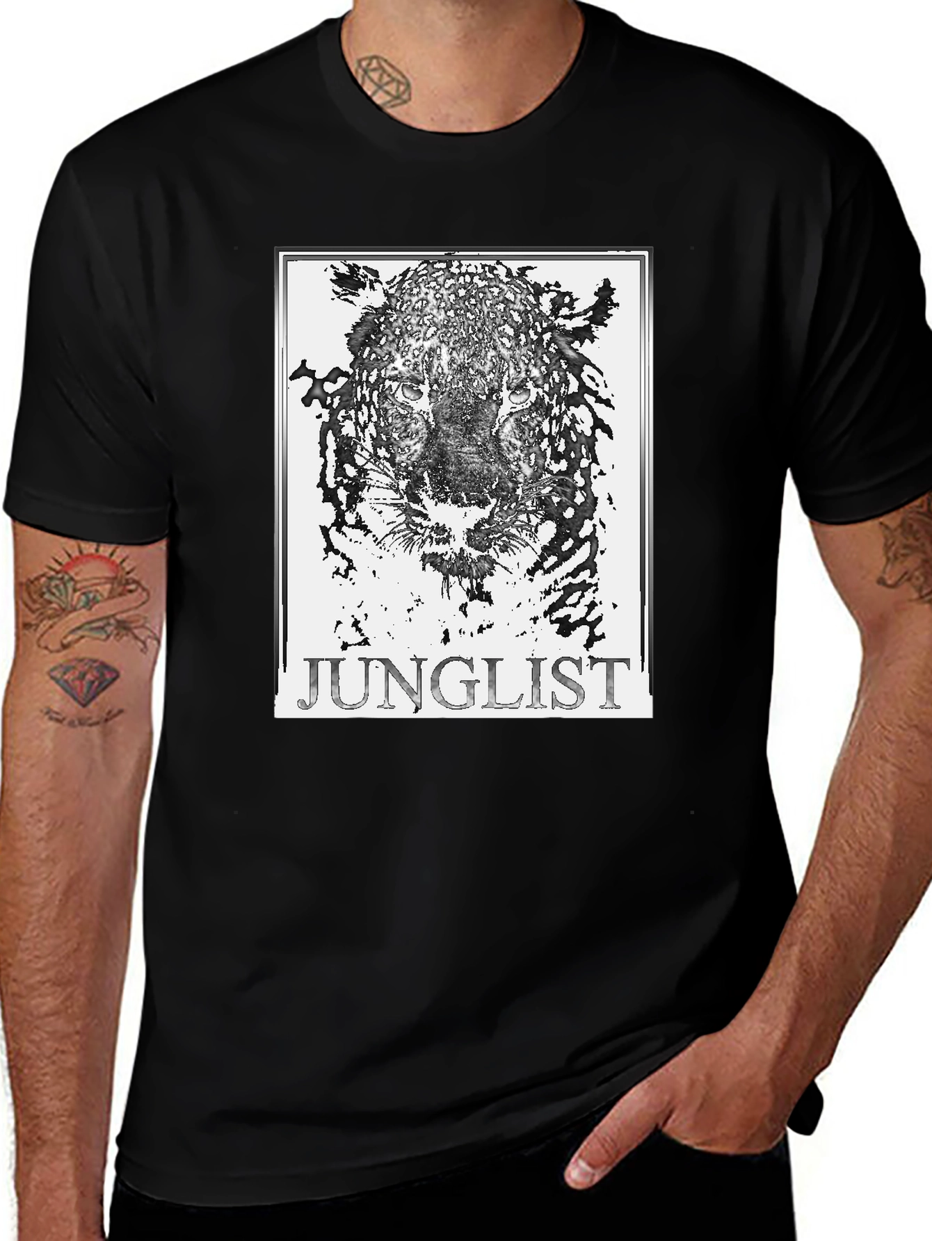 Variant 10 of JUNGLE Graphic T-Shirt, Black, Leopard Print