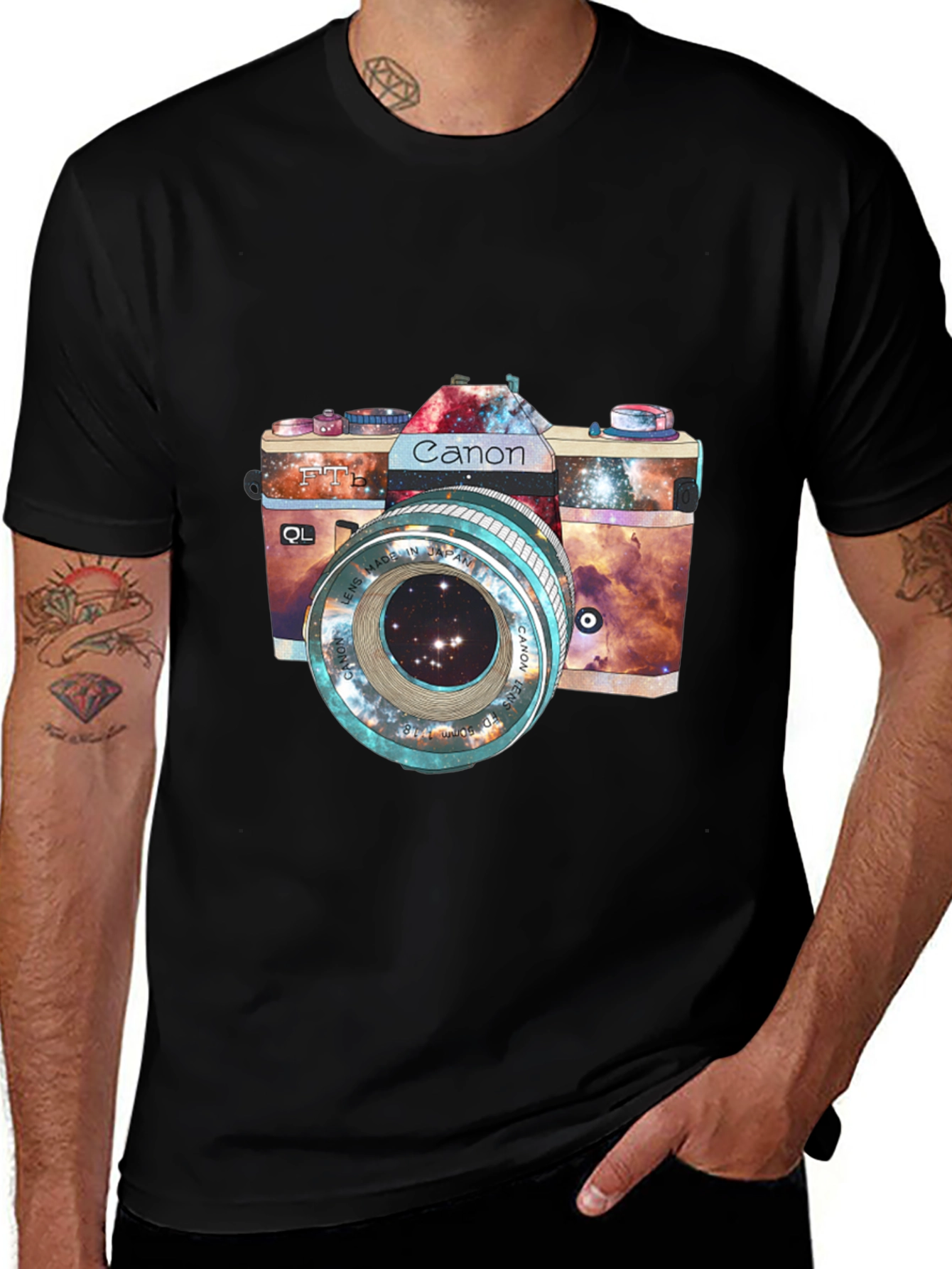 Variant 14 of Retro Galaxy Camera Graphic T-Shirt