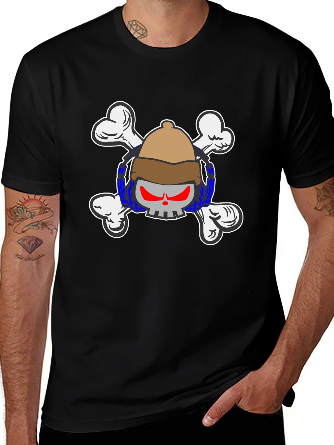 Variant 19 of Skull & Crossbones T-Shirt - Pirate Design