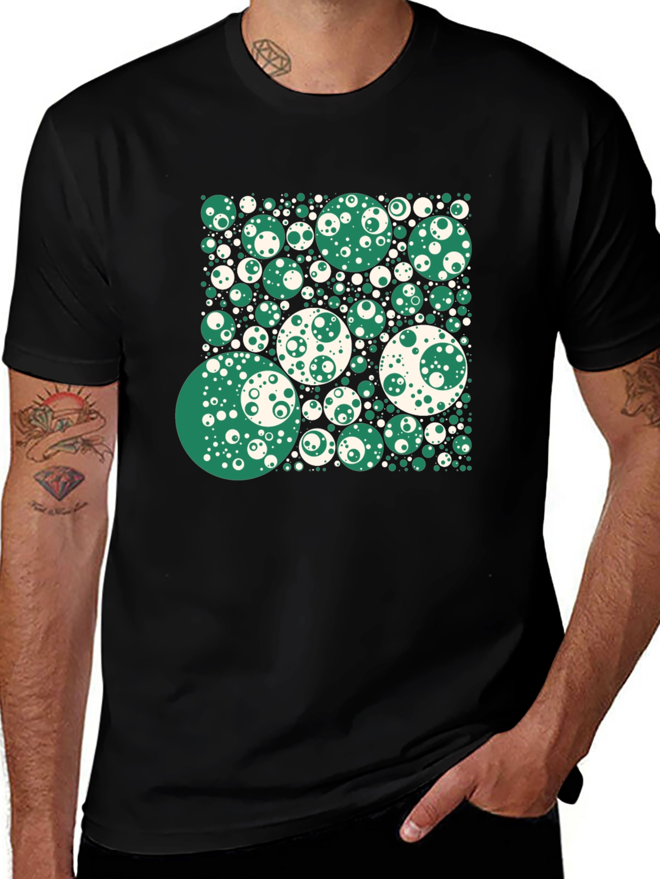 Abstract Circle Pattern Black T-Shirt