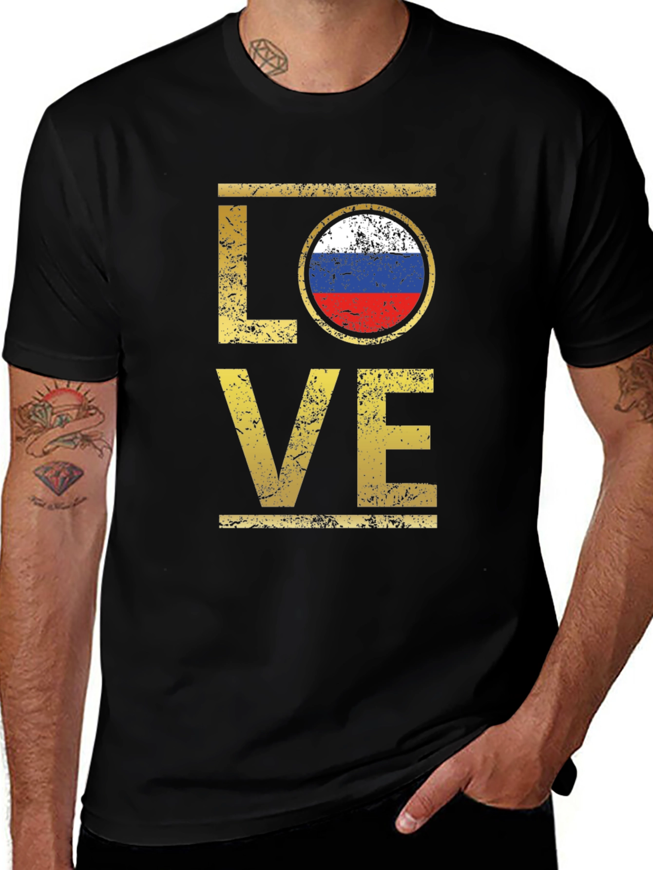 Russia Flag Love T-Shirt - Distressed Design