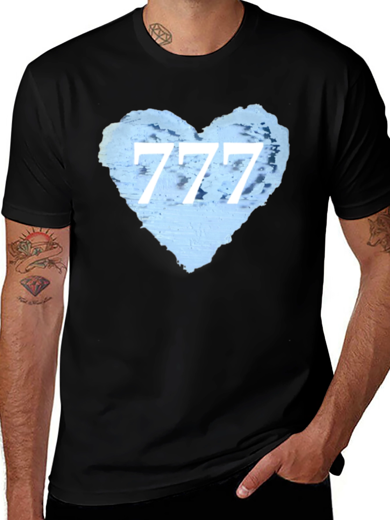 Lucky Number 777 Heart T-Shirt - Stylish Design