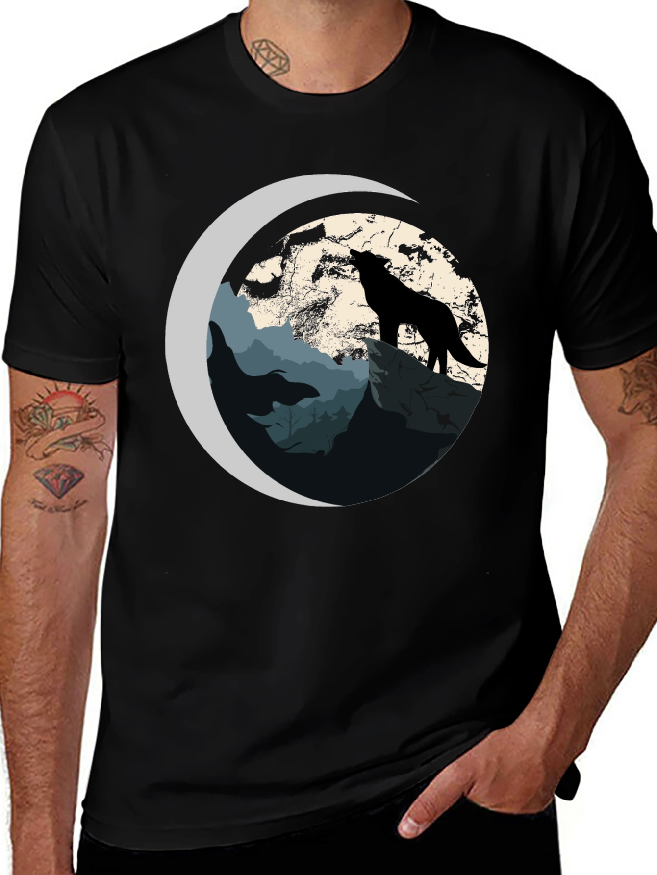 Variant 16 of Wolf Moon Graphic Tee