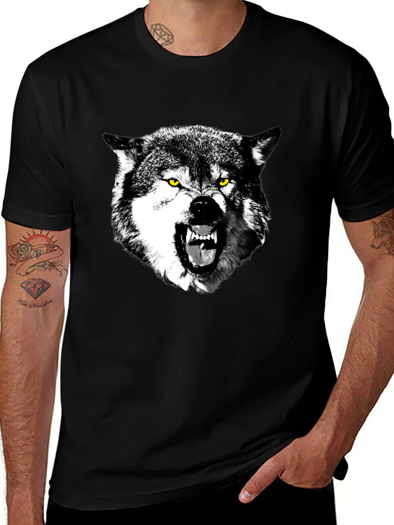 Variant 16 of Men's Black Wolf Graphic T-Shirt