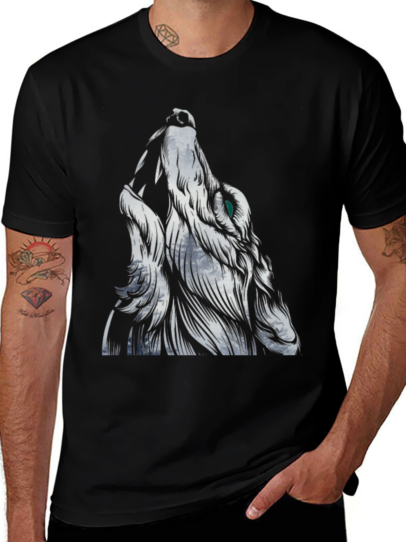 Variant 4 of Wolf Graphic Print Black T-Shirt