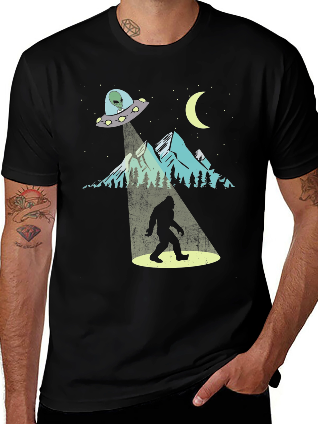 Variant 25 of Sasquatch Alien Abduction T-Shirt