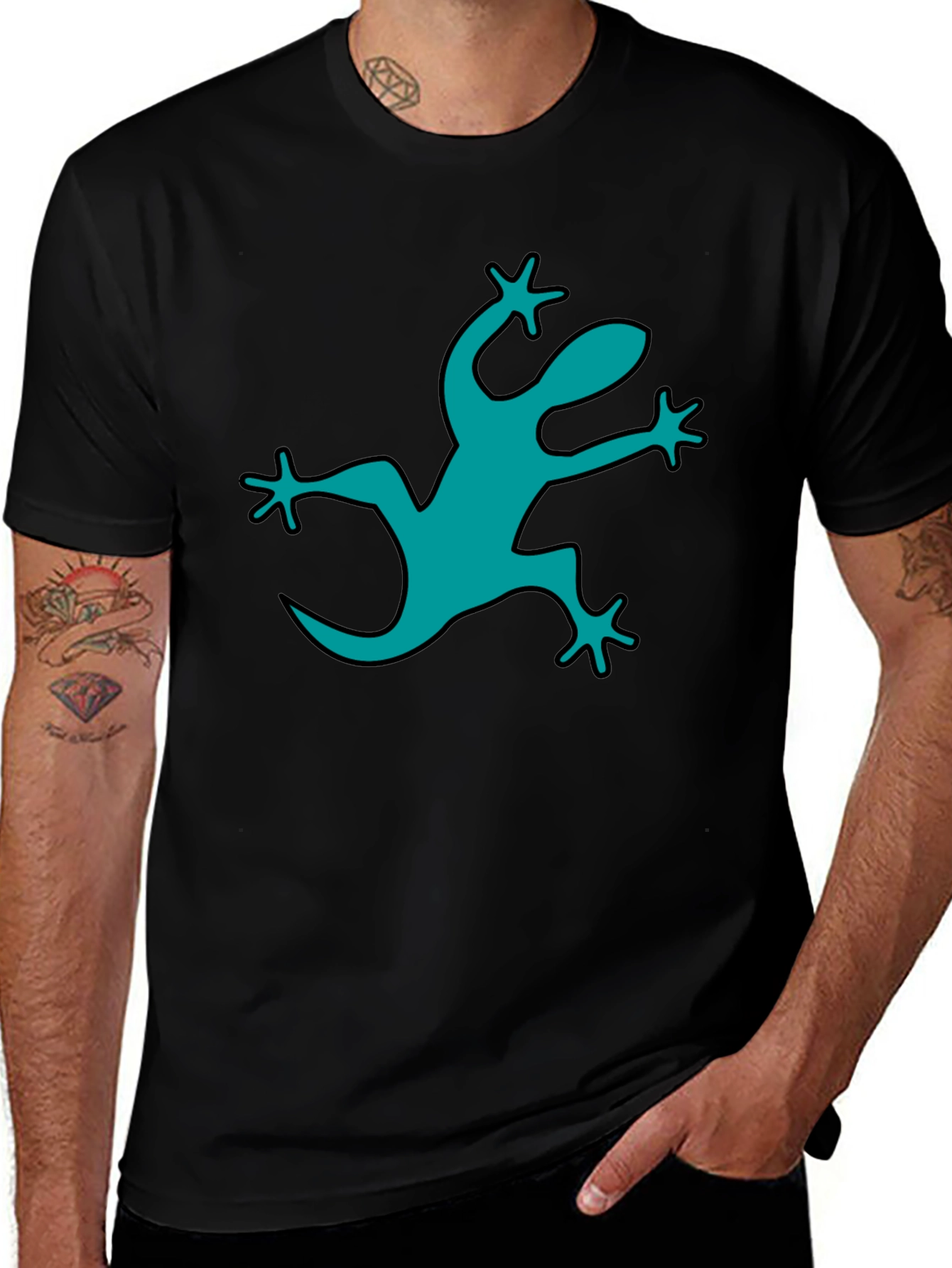 Variant 14 of Cool Gecko Graphic Black T-Shirt