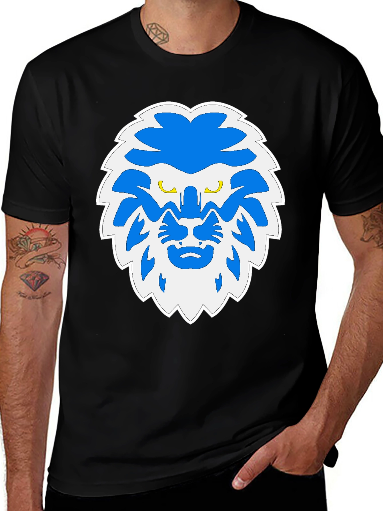 Variant 8 of Lion Graphic Black T-Shirt