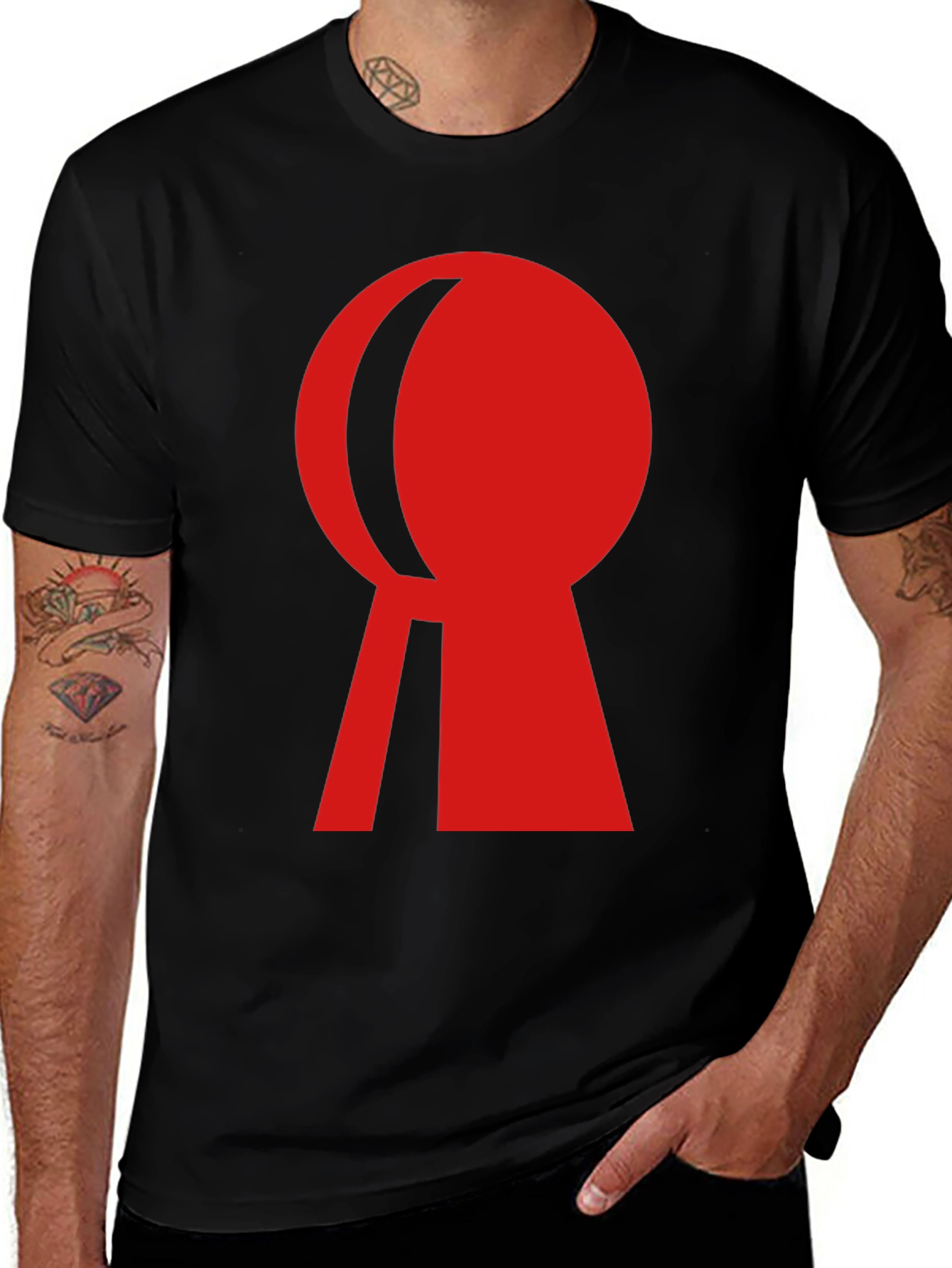 Red Keyhole Graphic Black T-Shirt