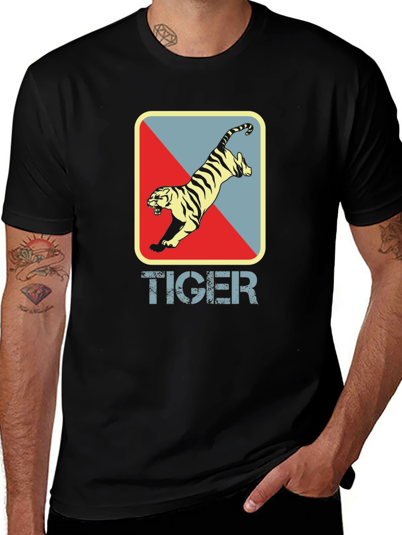Variant 15 of Retro Tiger Graphic Tee - Vintage Style Men's T-Shirt