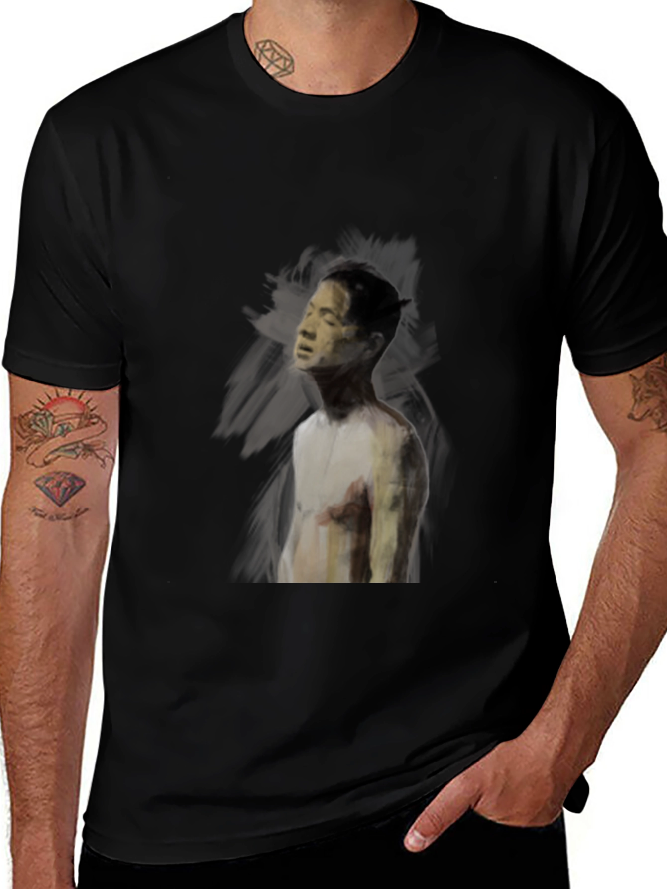 Camiseta Negra con Diseño Artístico Abstracto