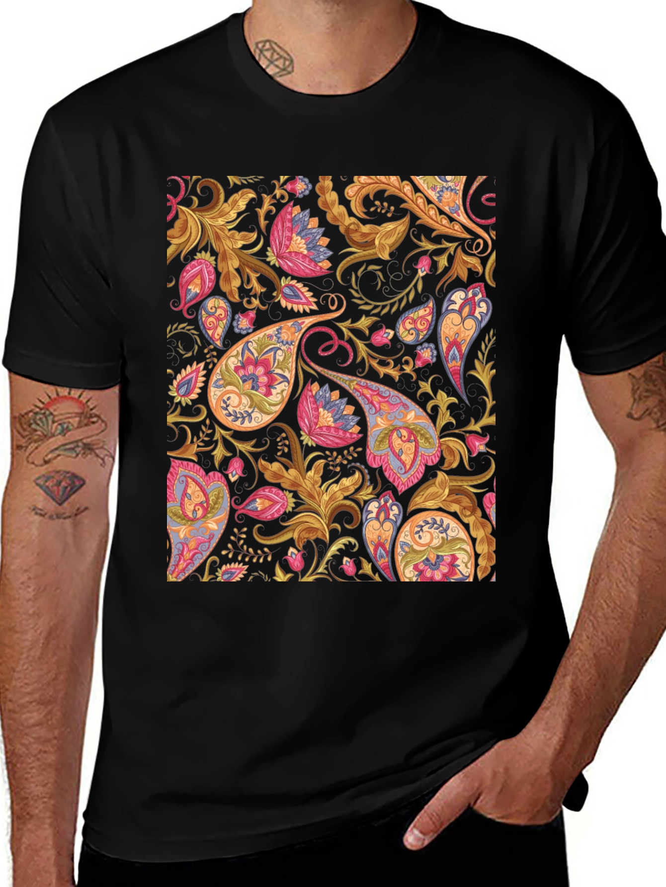 Variant 14 of Paisley Pattern Black T-Shirt