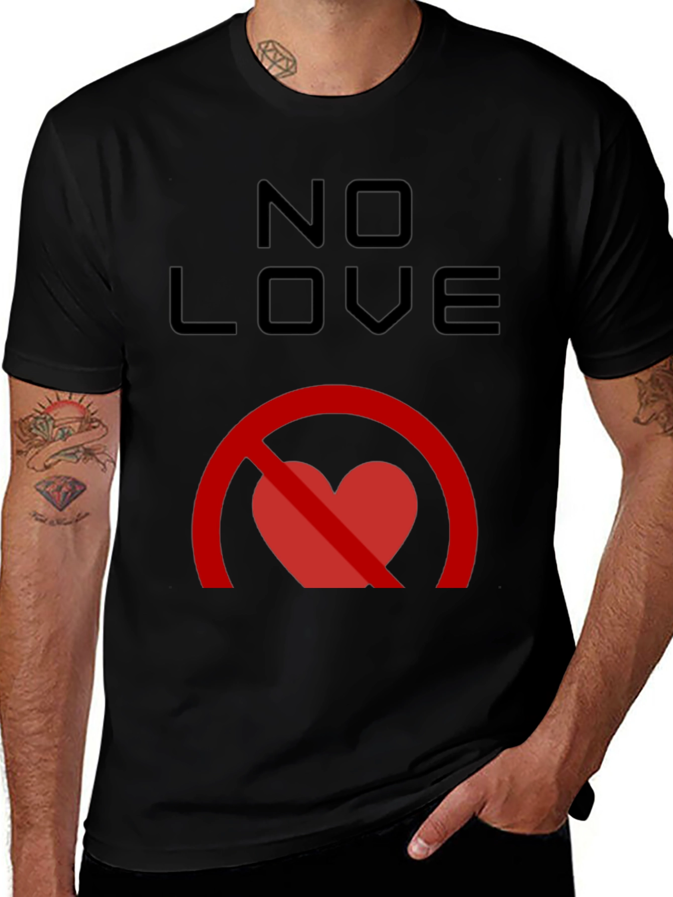 Variant 27 of No Love Graphic Print T-Shirt - Black