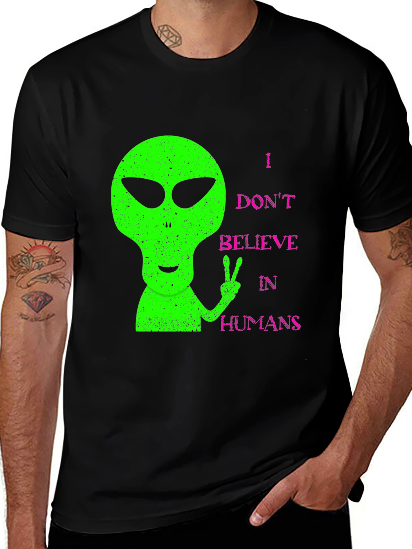 Variant 3 of Alien Peace T-Shirt - I Don't Believe in Humans