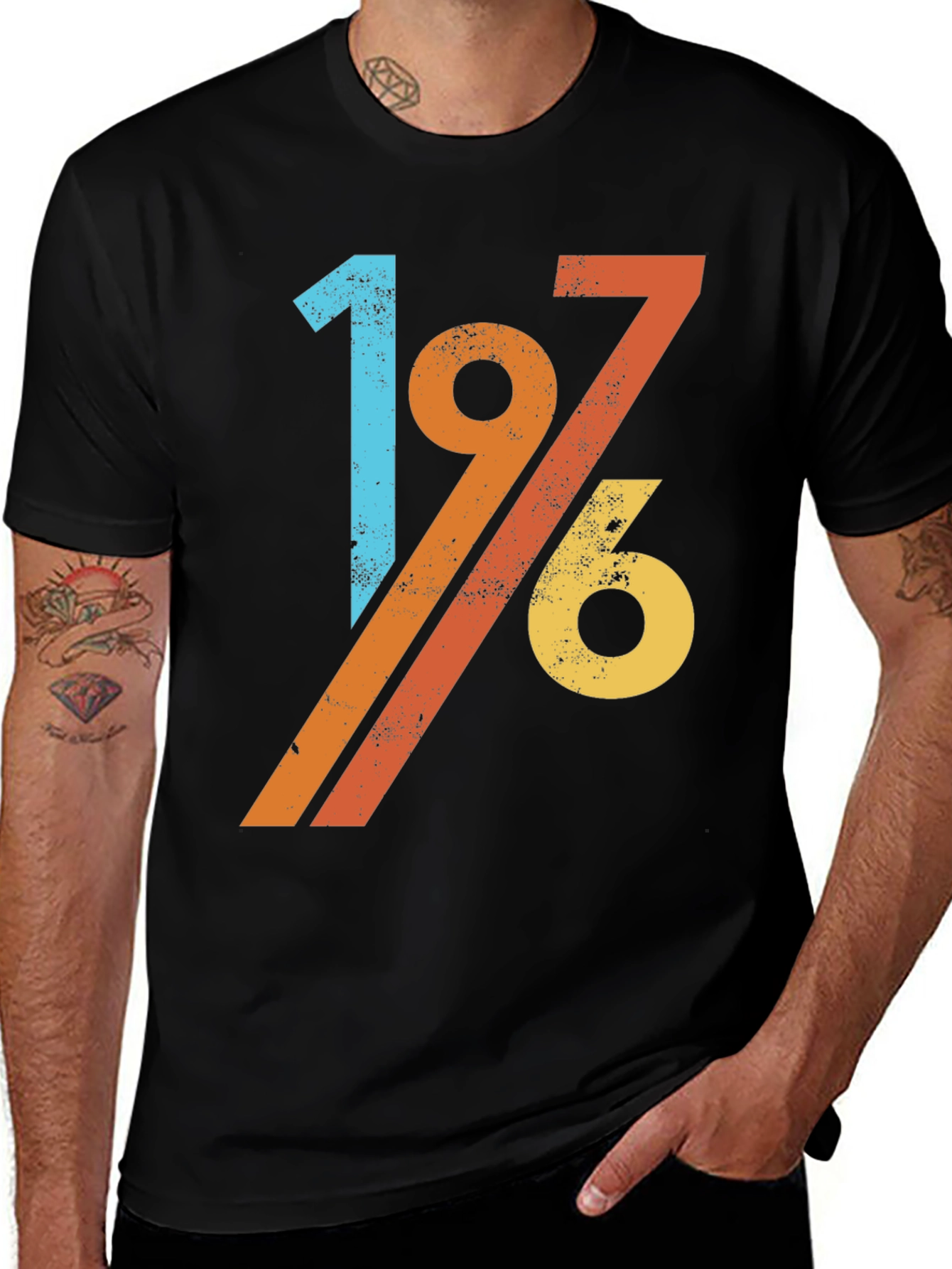 Retro 1976 Graphic Tee - Vintage Birthday Gift T-Shirt