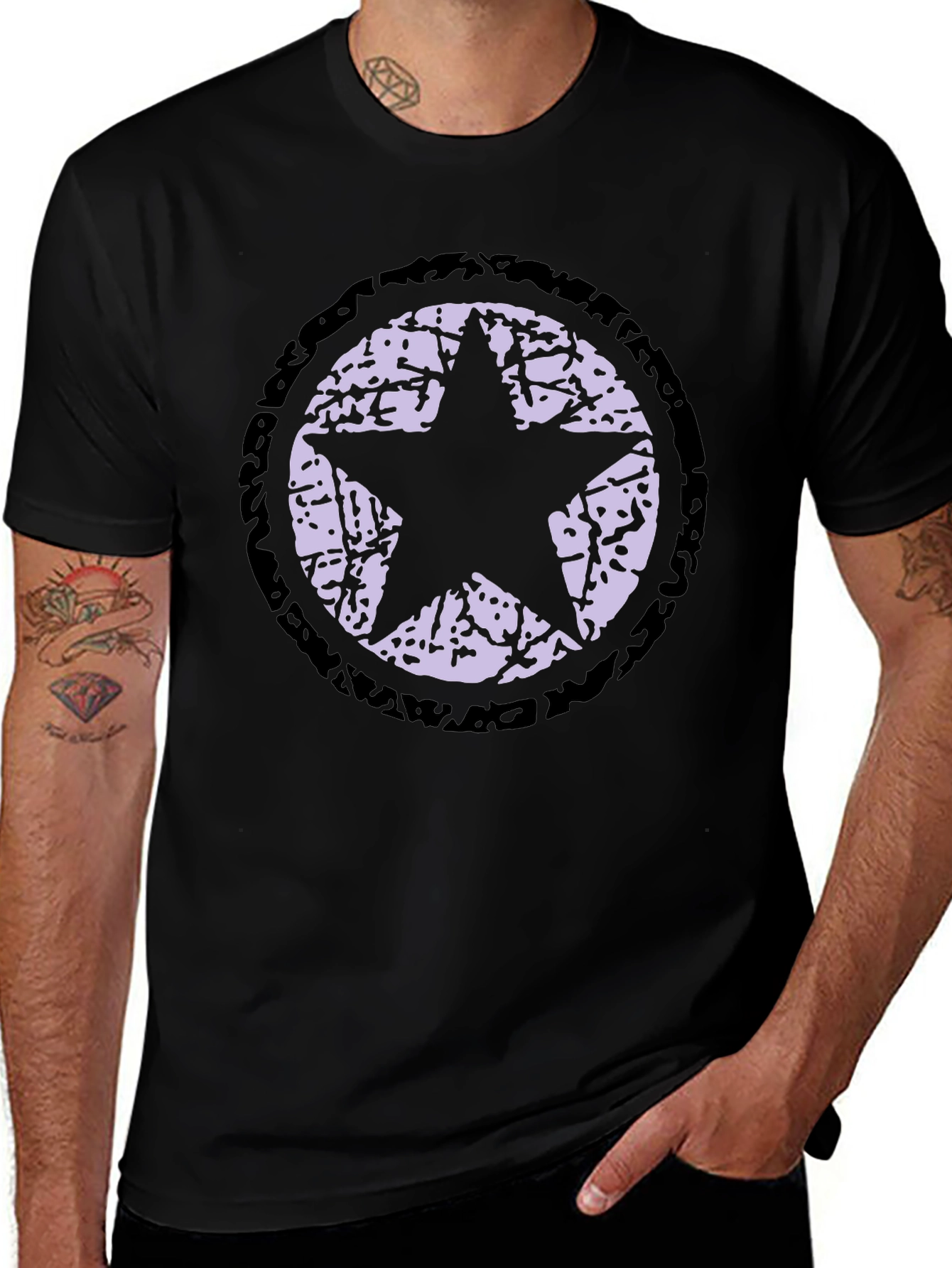 Variant 25 of Distressed Star Graphic Black T-Shirt