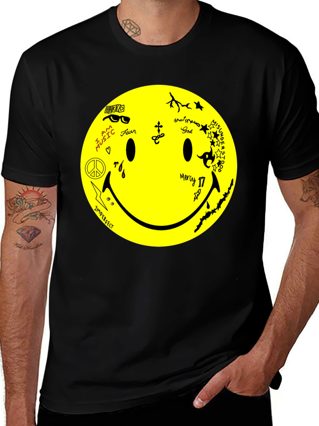 Variant 15 of Smiley Face Graphic Print Black T-Shirt