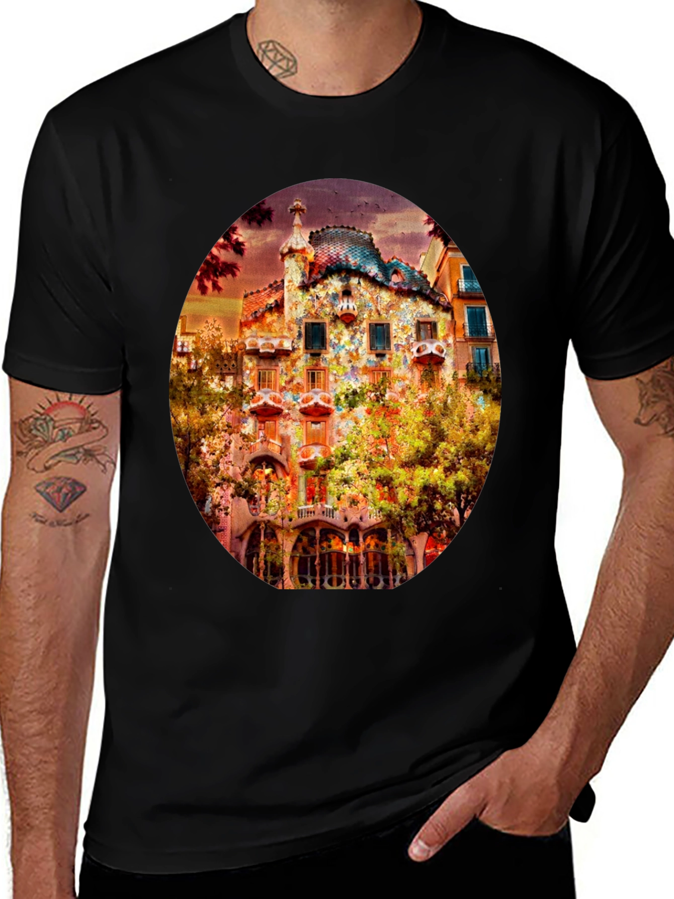 Casa Batlló Graphic Tee - Barcelona Architecture T-Shirt