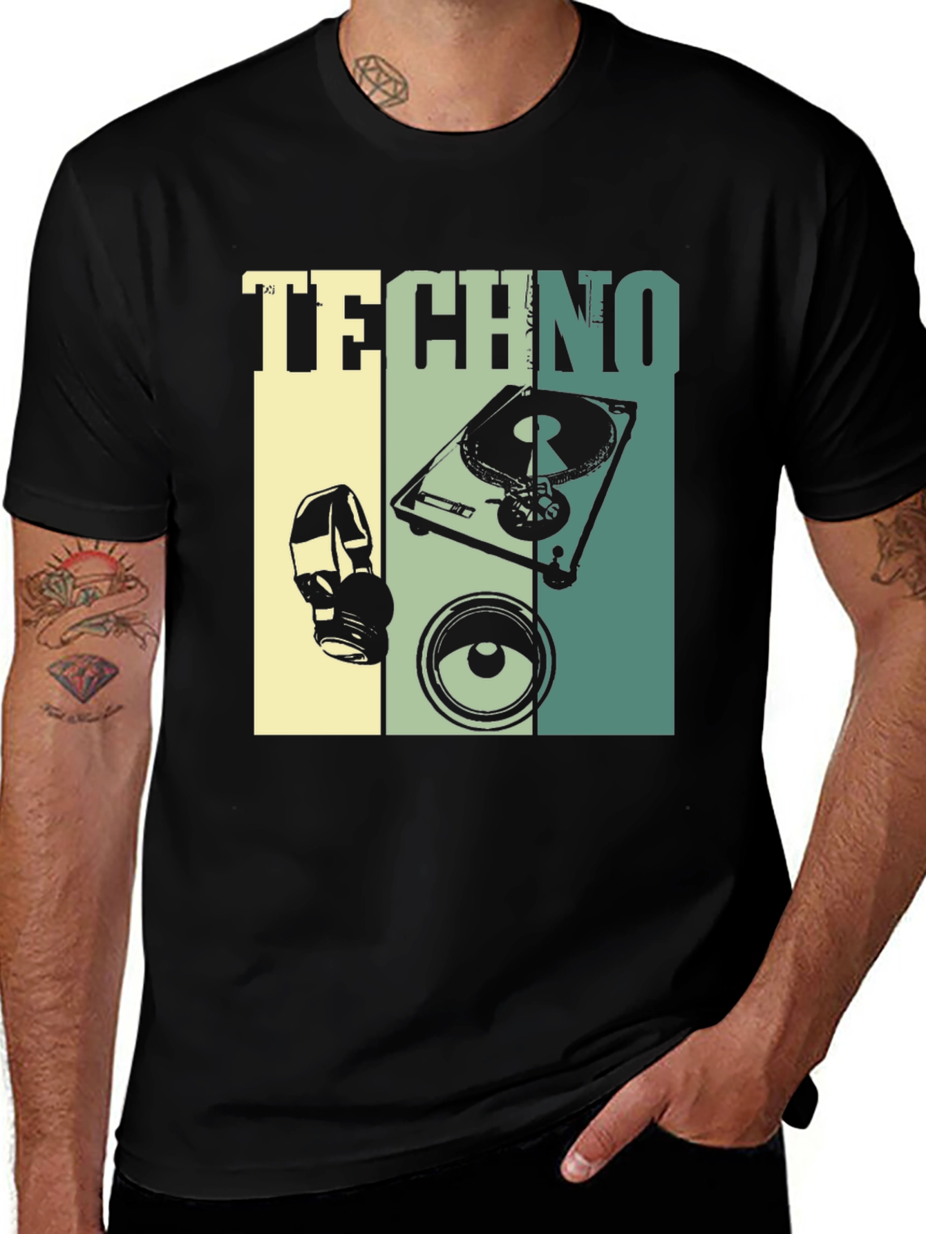 Variant 12 of Retro Techno Music T-Shirt - DJ Turntable & Headphones