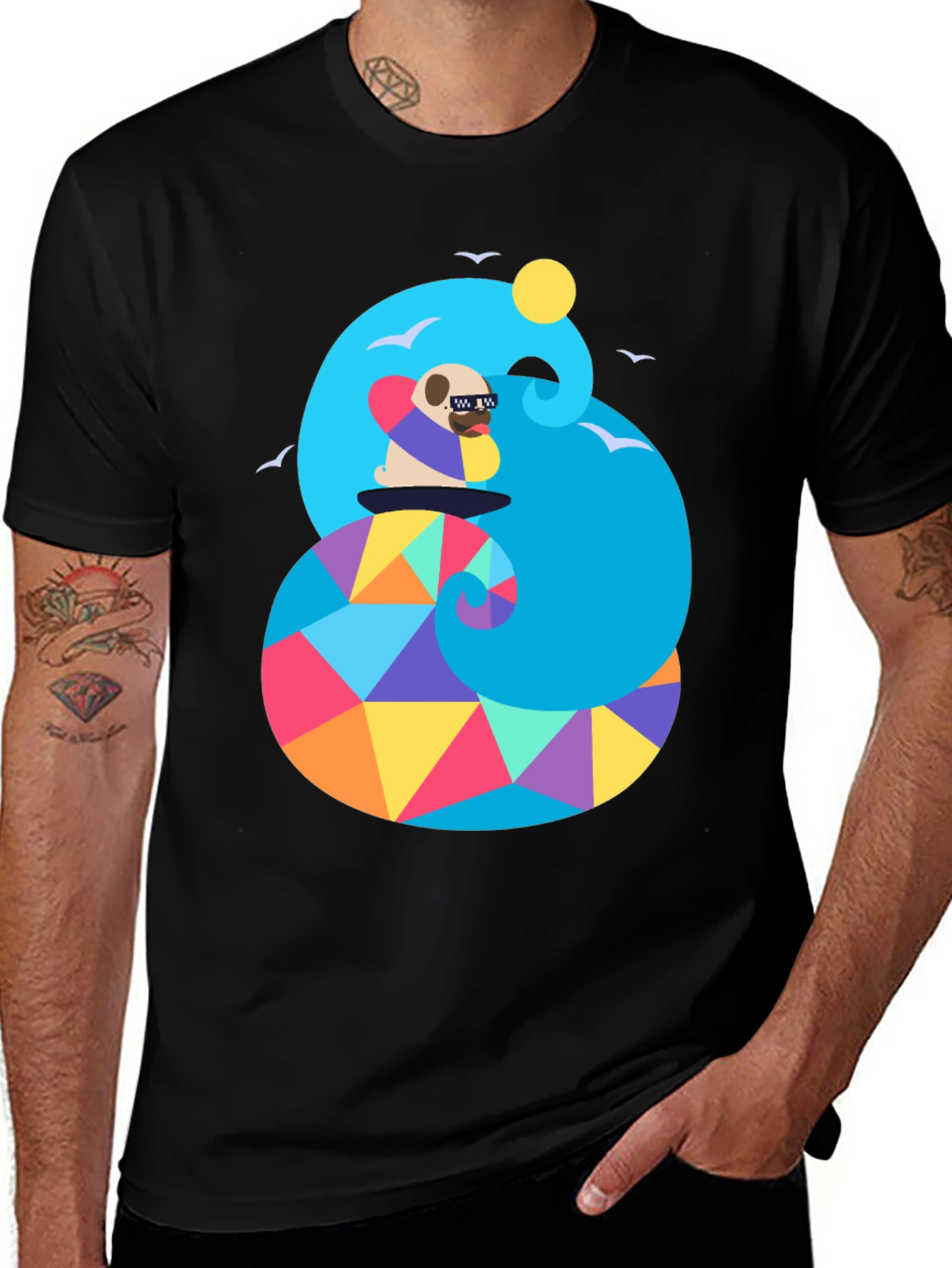 Variant 30 of Pug Surfer Graphic Tee - Cool Summer Vibes!