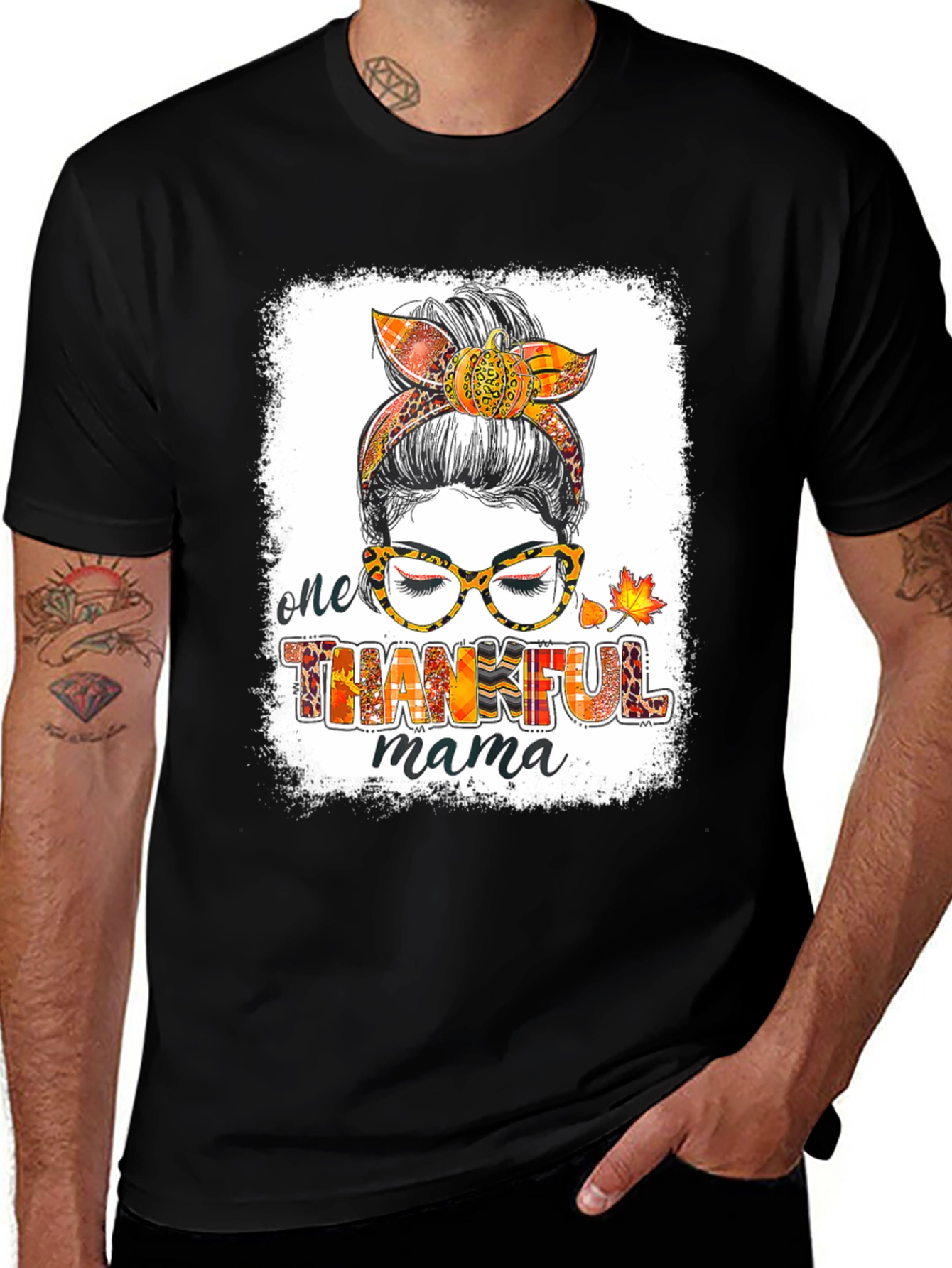 Variant 4 of One Thankful Mama T-Shirt - Fall Design