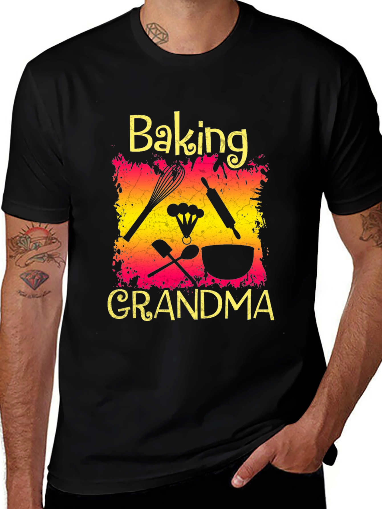 Variant 19 of Baking Grandma Graphic T-Shirt