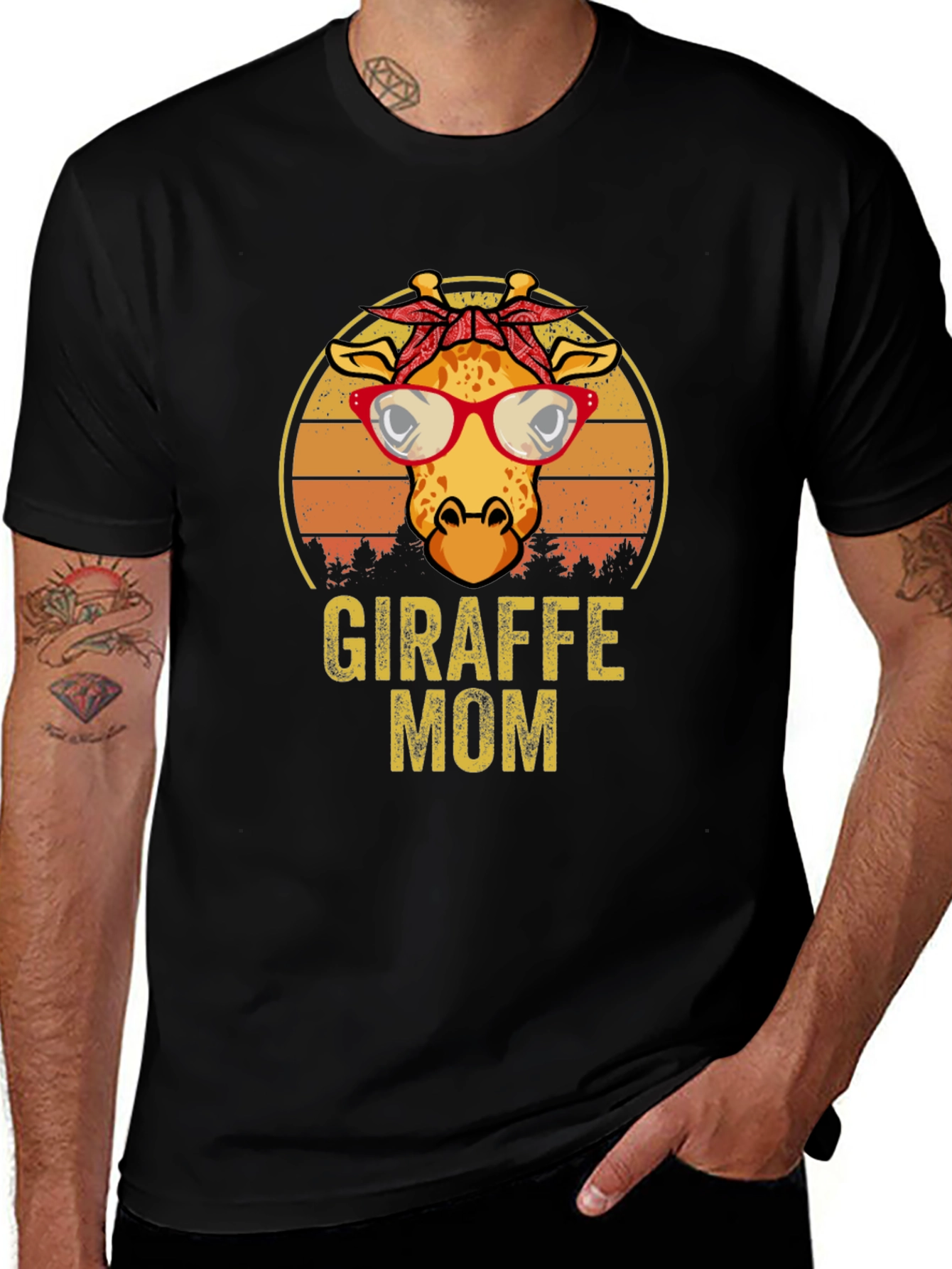 Variant 25 of Giraffe Mom T-Shirt