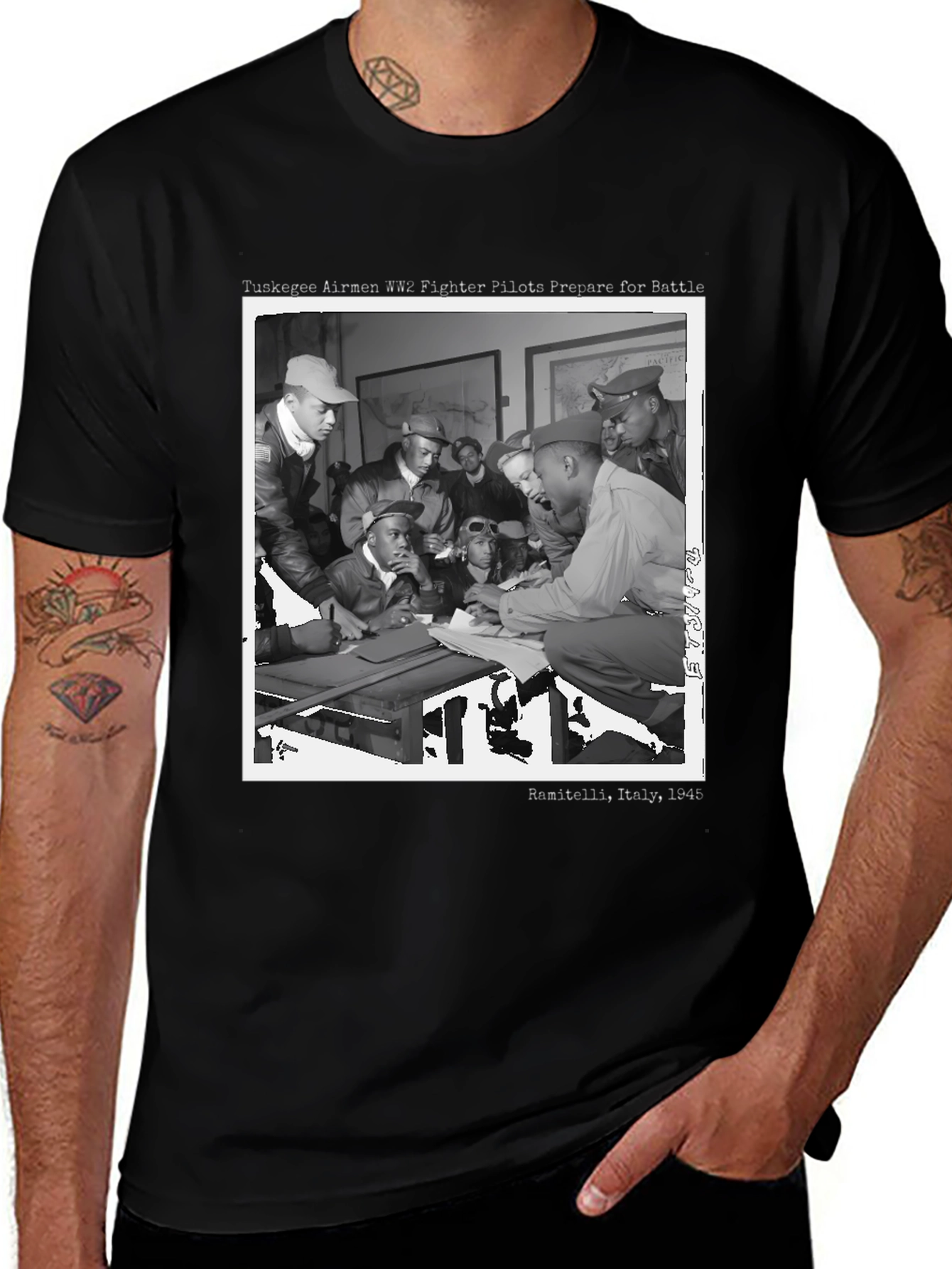 Tuskegee Airmen WW2 Pilot Graphic T-Shirt
