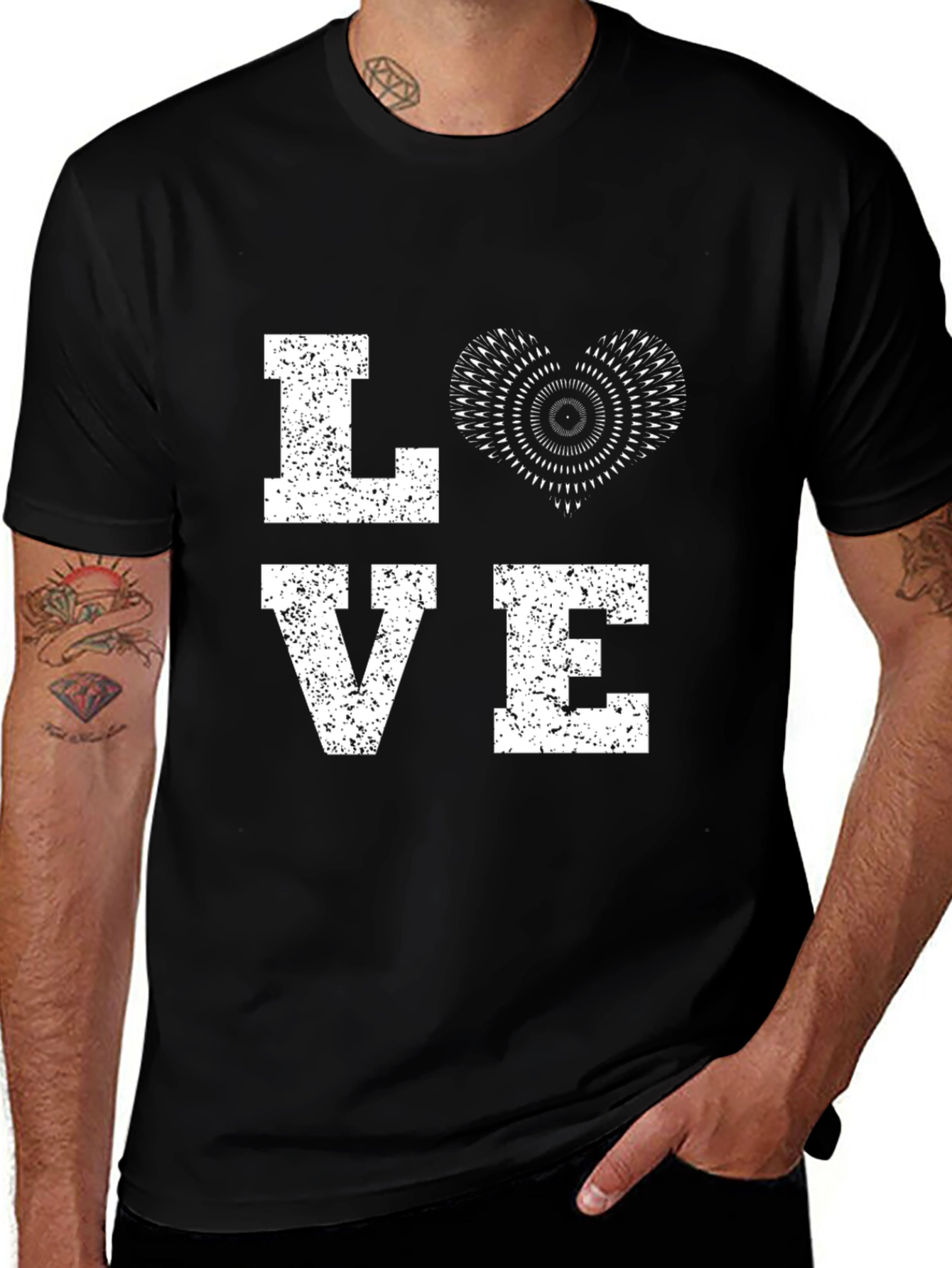 Variant 22 of Love Graphic Black T-Shirt