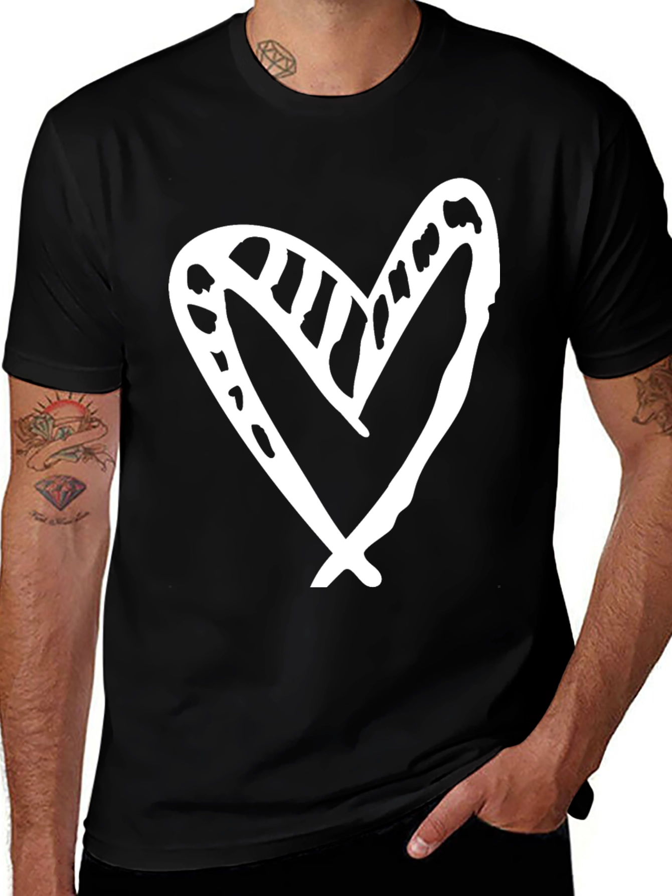 Variant 16 of Heart Graphic Black Casual T-Shirt
