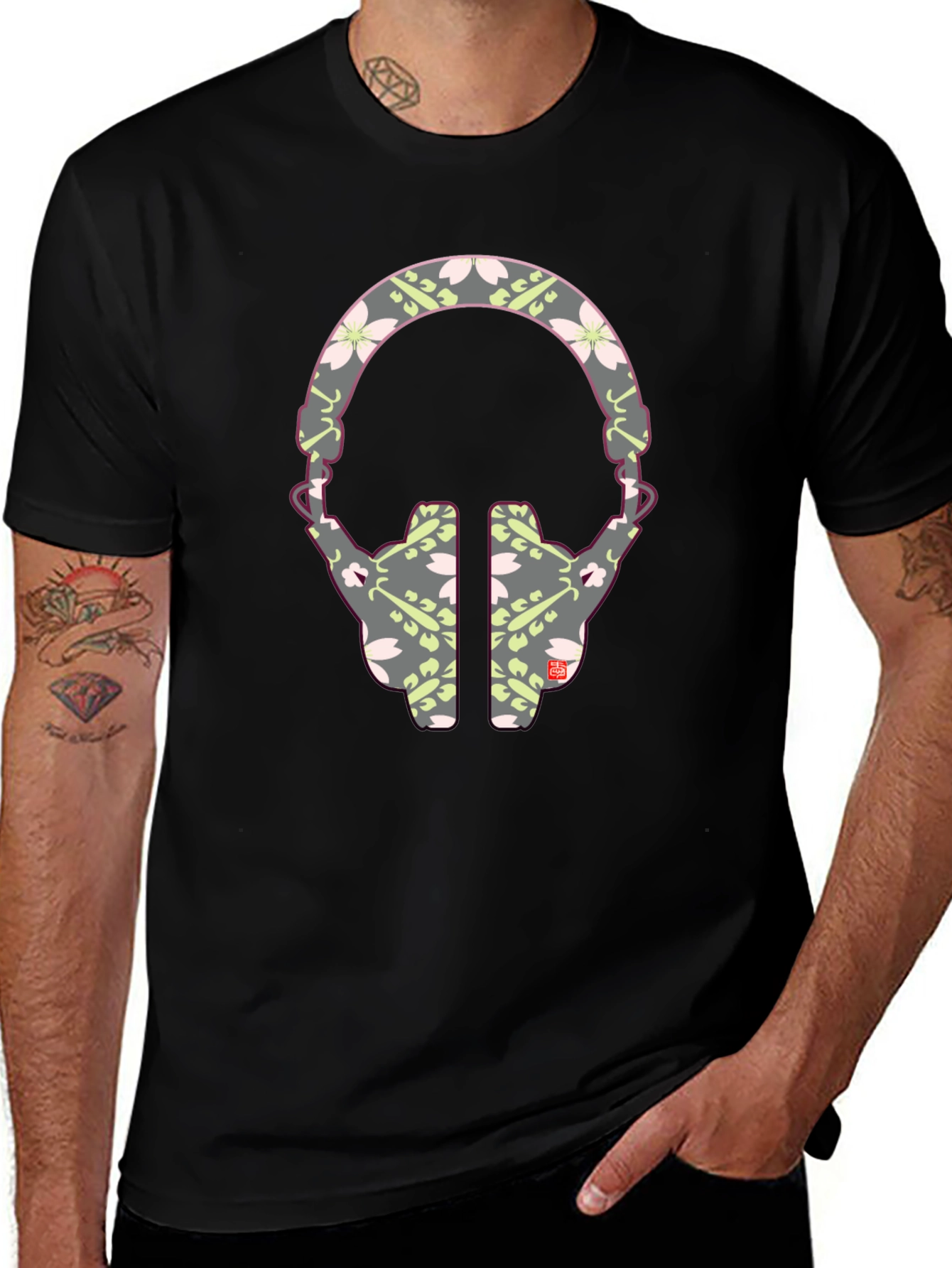 Black Stylish Headphone Pattern T-Shirt - Unique Graphic Tee main image
