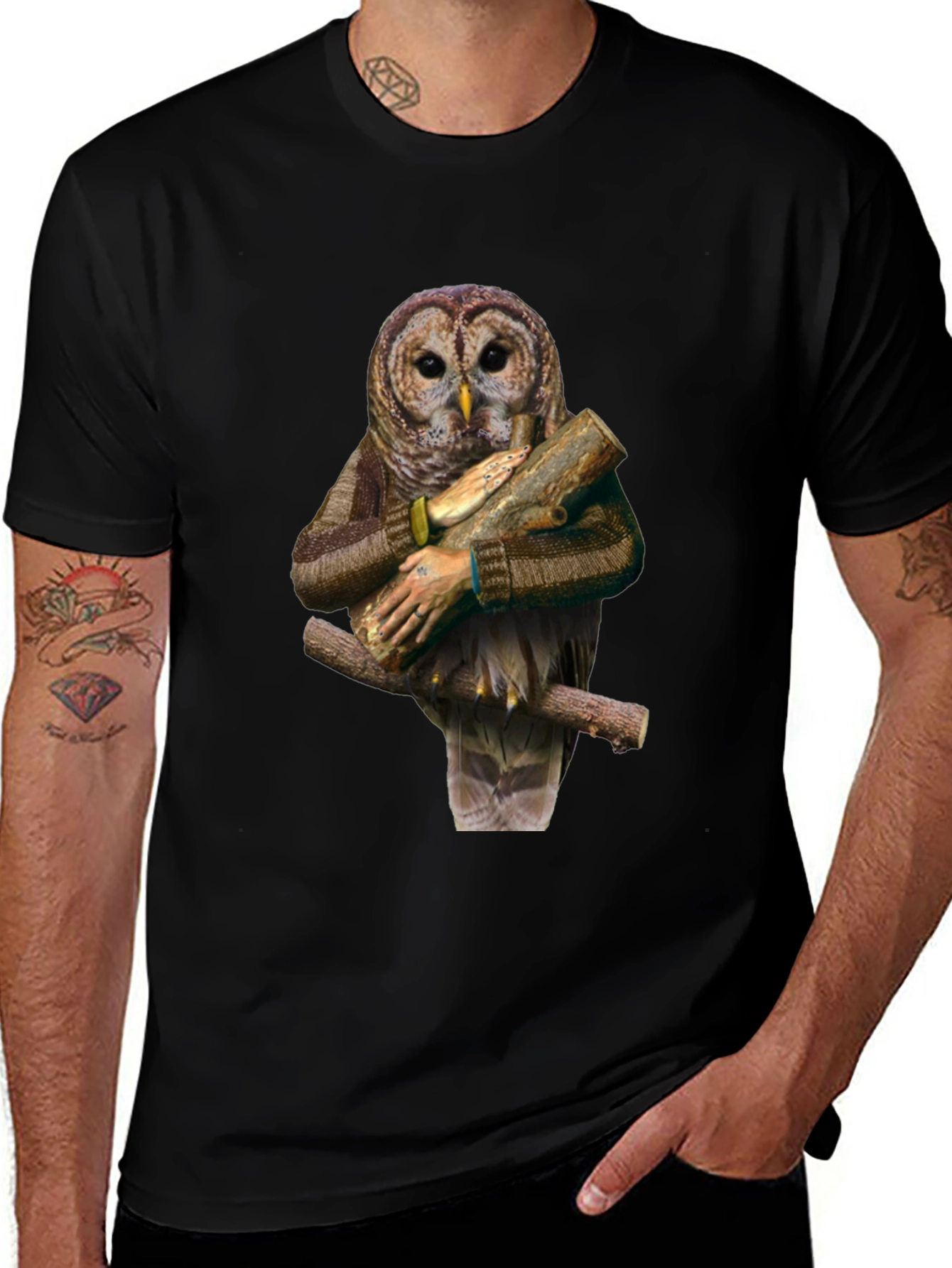 Variant 28 of Owl Hugging Log Graphic T-Shirt