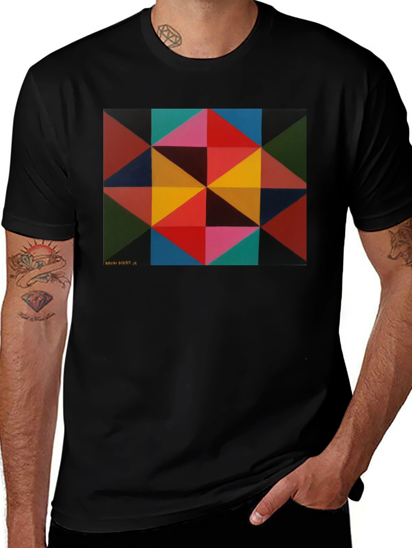 Geometric Triangle Pattern Black T-Shirt