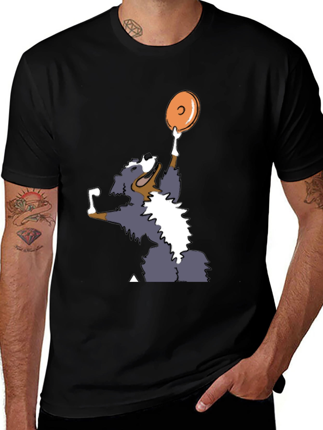Black Dog Catching Disc Graphic Tee - Casual Style main image