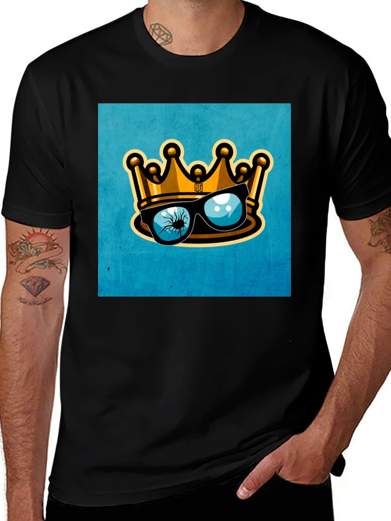 Variant 24 of King Crown Sunglasses Graphic Tee