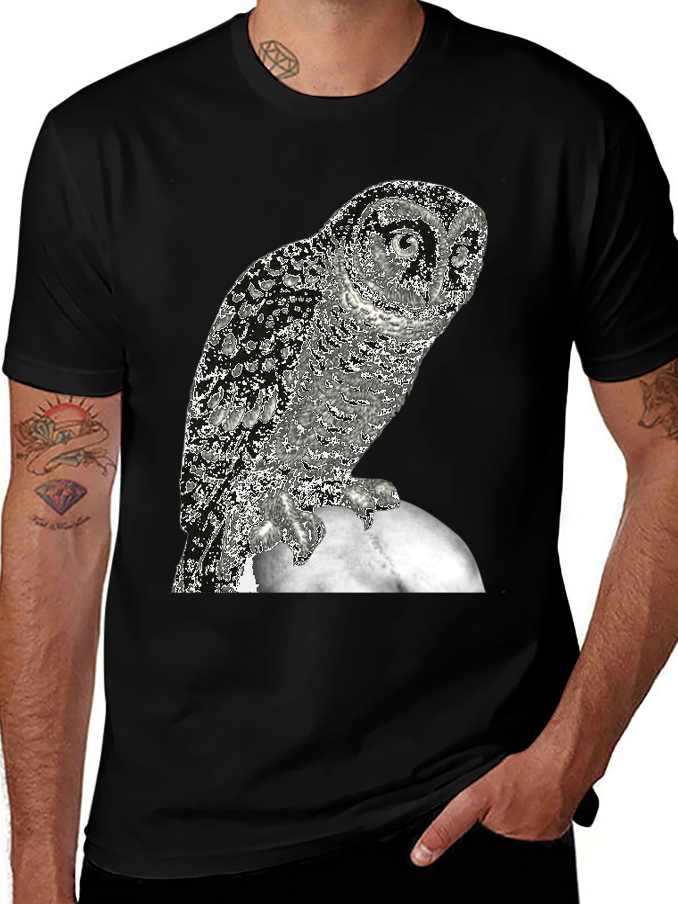 Variant 9 of Owl on the Moon Graphic T-Shirt
