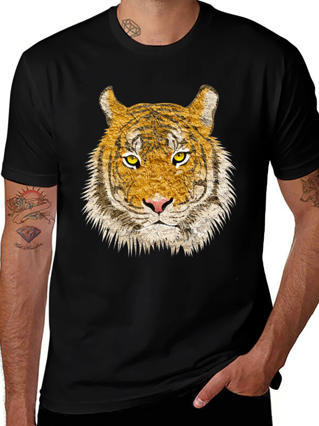 Variant 18 of Tiger Face Graphic Print Black T-Shirt