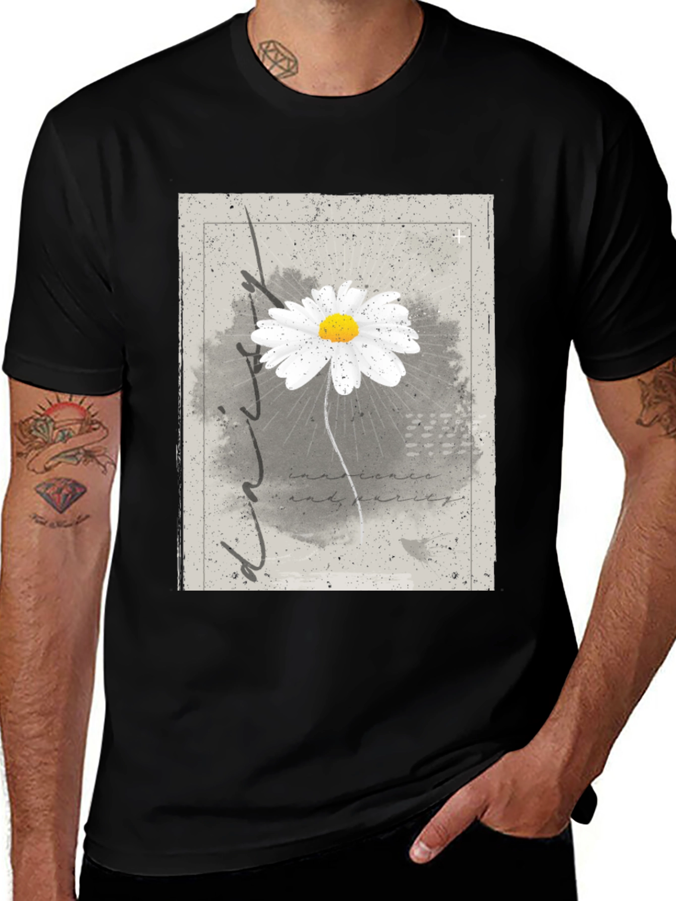 Variant 18 of Daisy Graphic Print Black T-Shirt