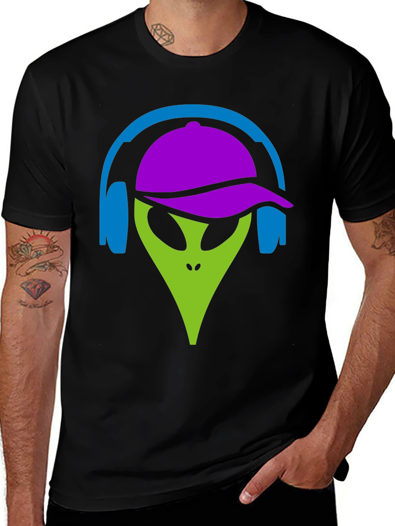 Variant 17 of Cool Alien with Headphones Graphic Tee