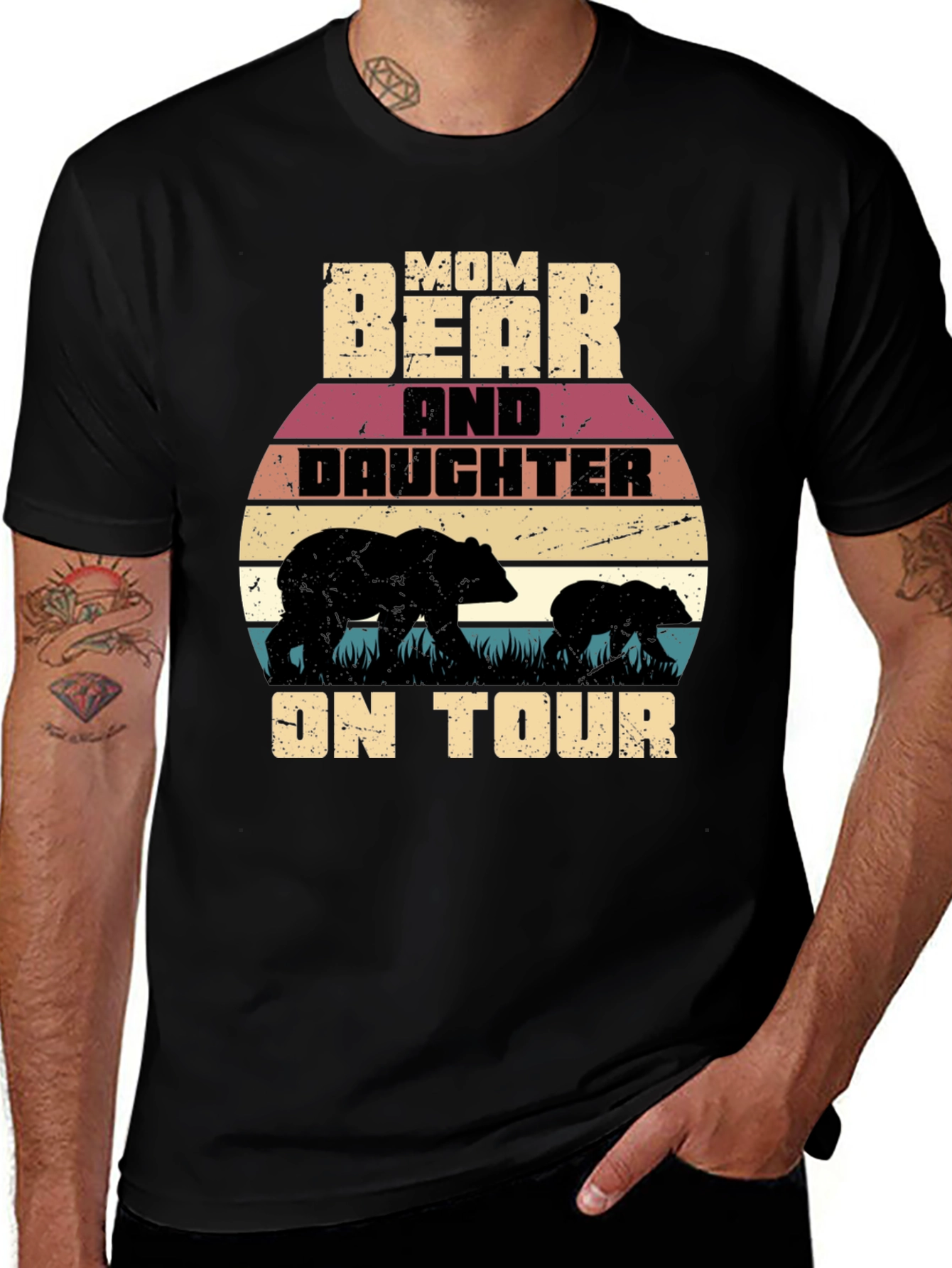 Variant 22 of Mom Bear and Daughter on Tour Graphic T-Shirt