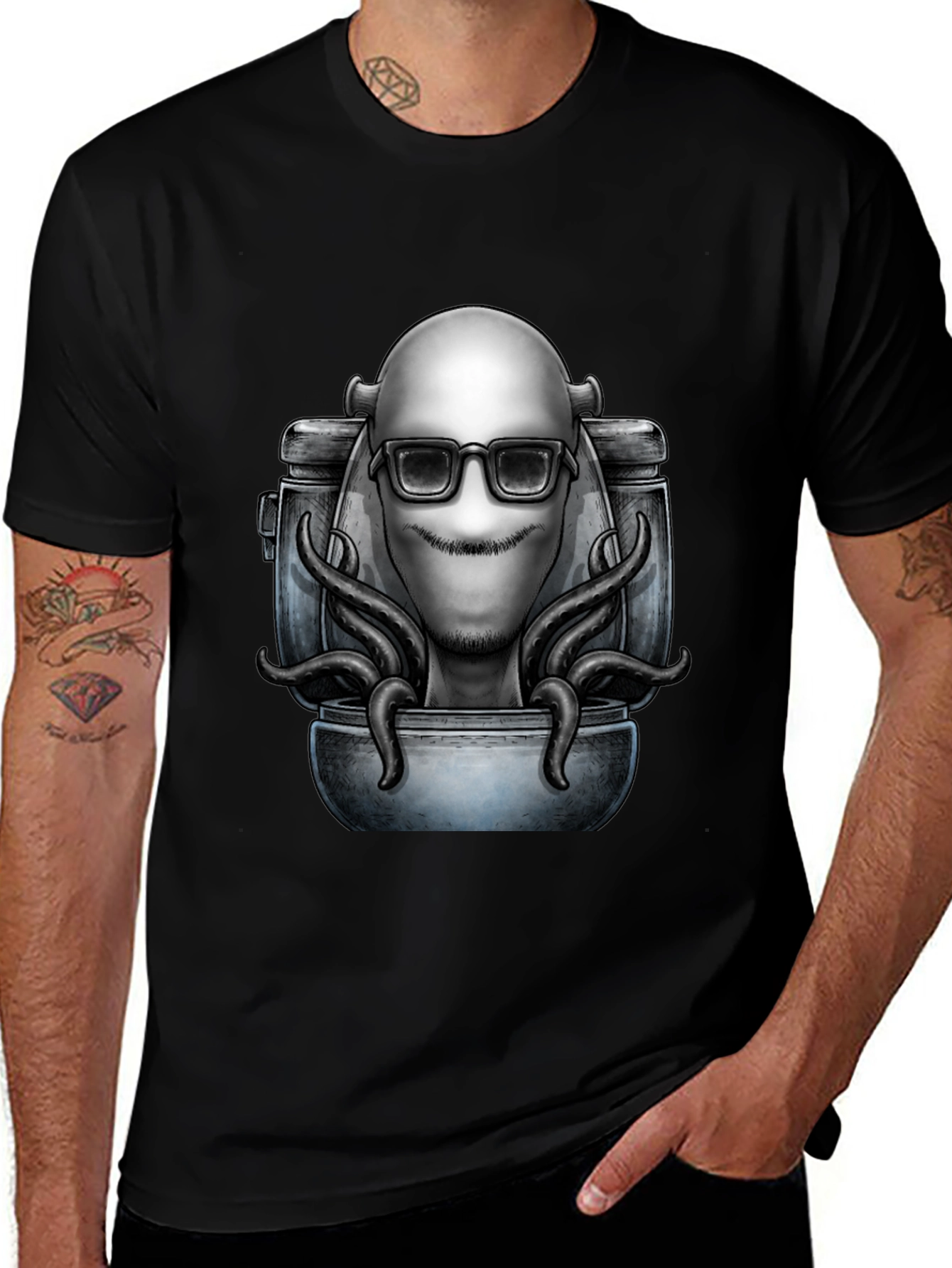 Variant 6 of Cool Alien Octopus Graphic T-Shirt - Black